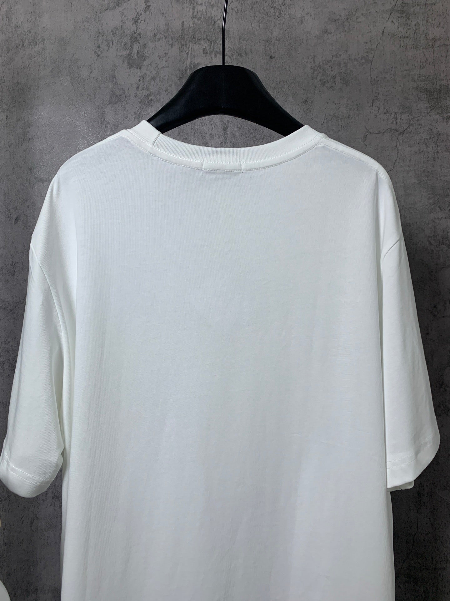 LuxluxHouse Best Quality Clothes T-shirt Loewe