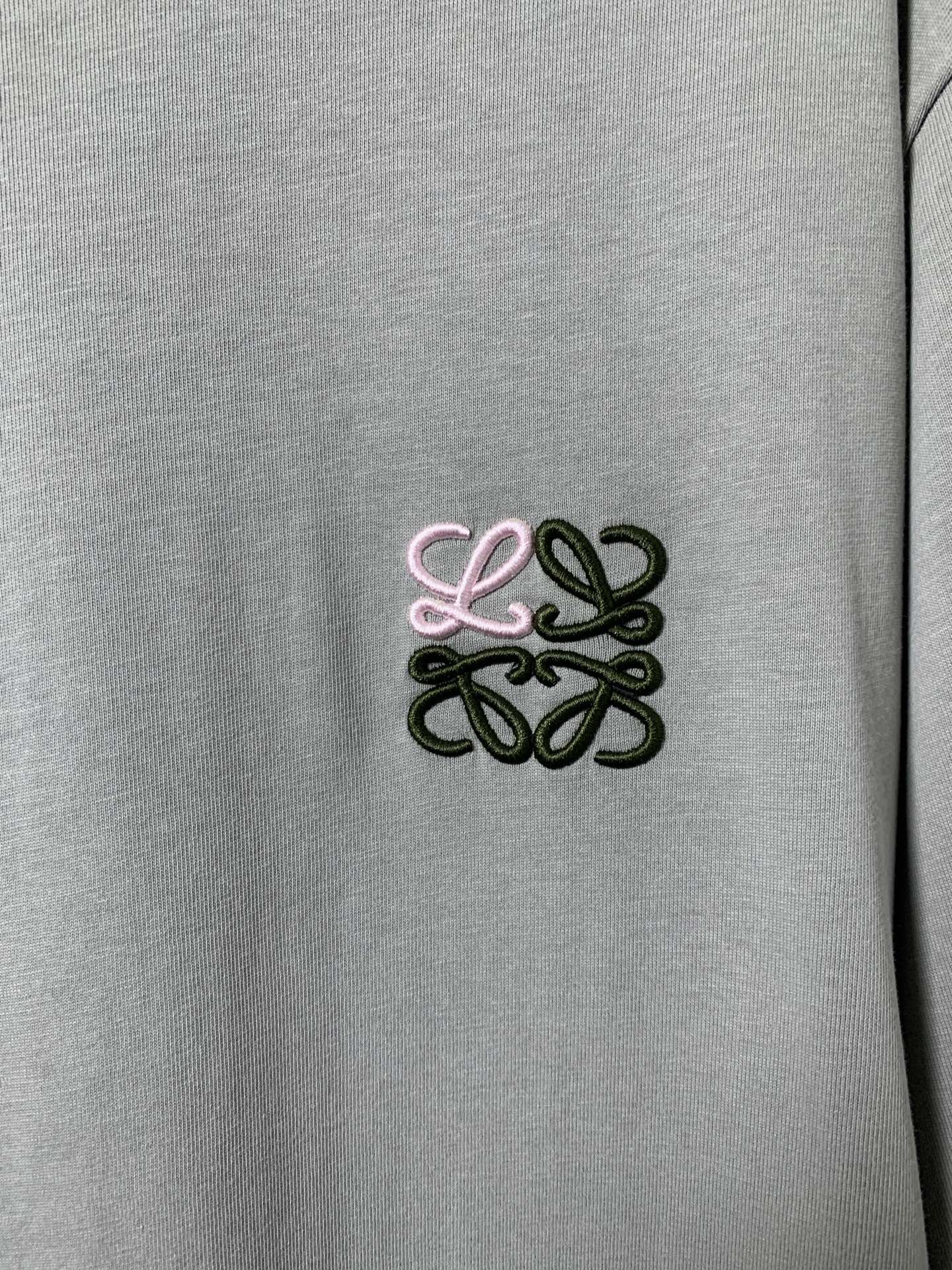 LuxluxHouse Best Quality Clothes T-shirt Loewe