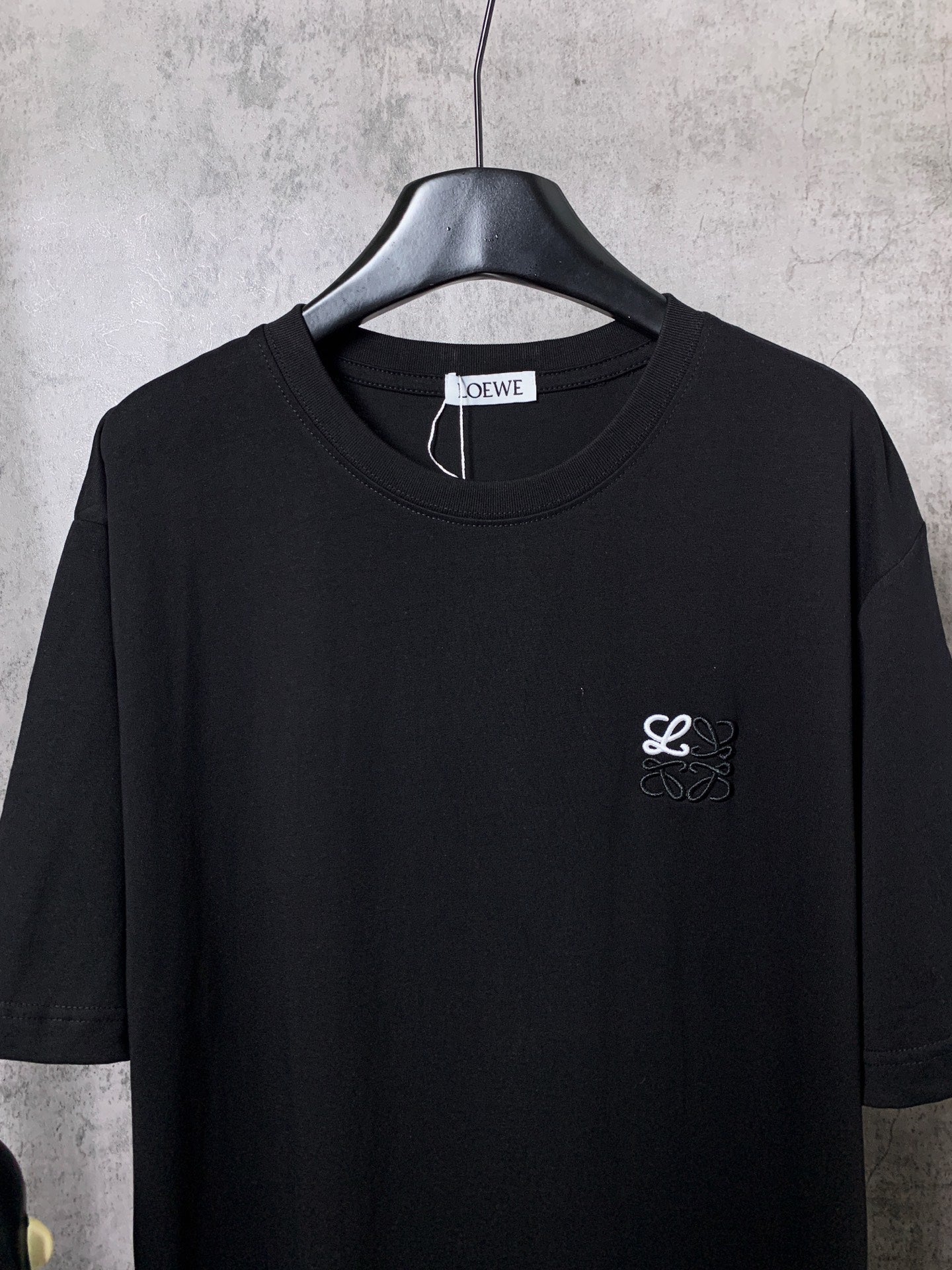 LuxluxHouse Best Quality Clothes T-shirt Loewe