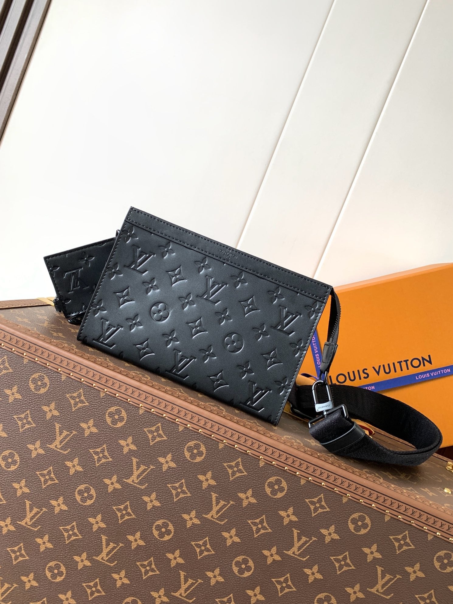 LuxluxHouse Best Quality Bags Louis Vuitton Men
