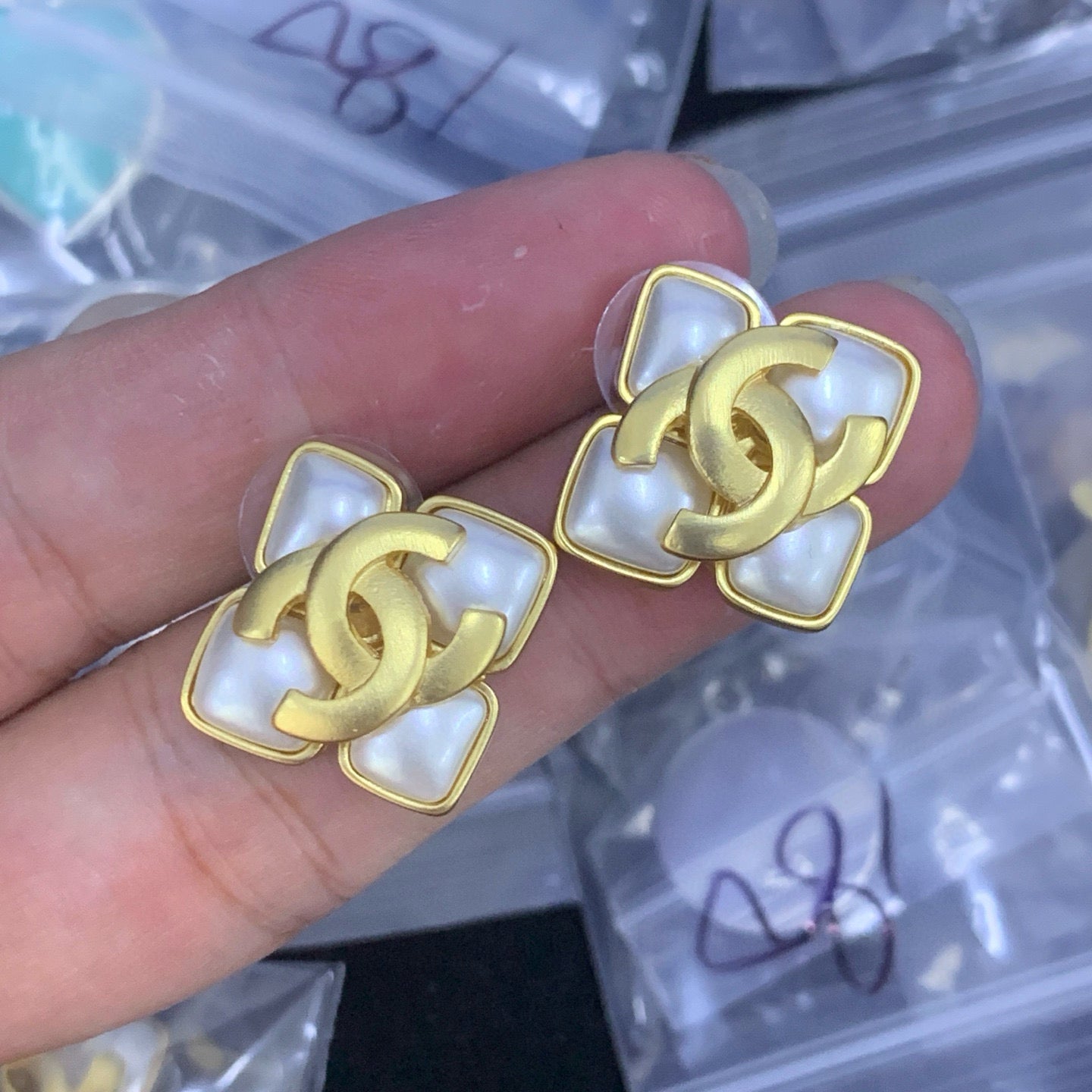 LuxluxHouse Low Price And High Quality Accessories Chanel