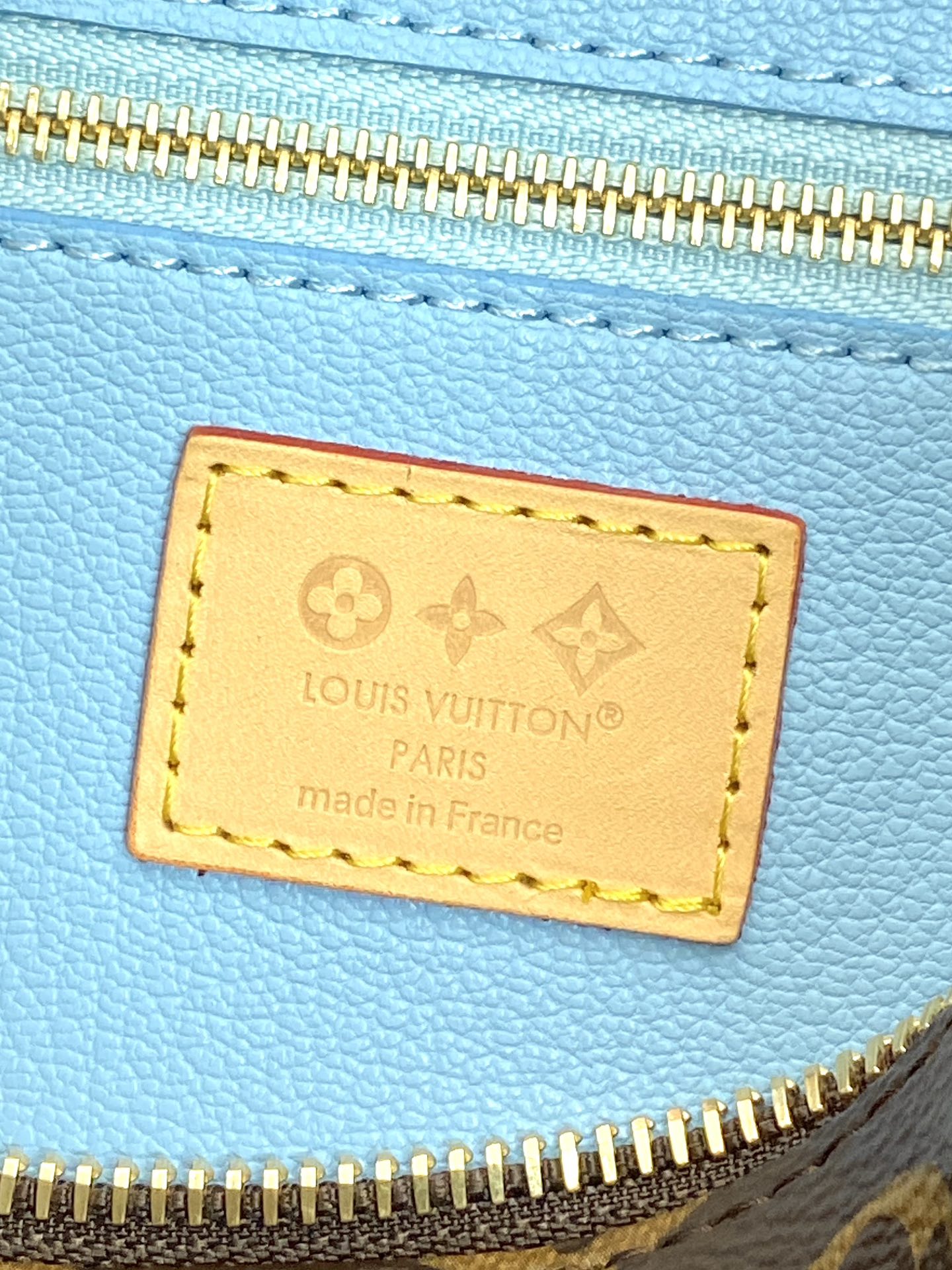 LuxluxHouse Best Quality Bags Louis Vuitton Women Men