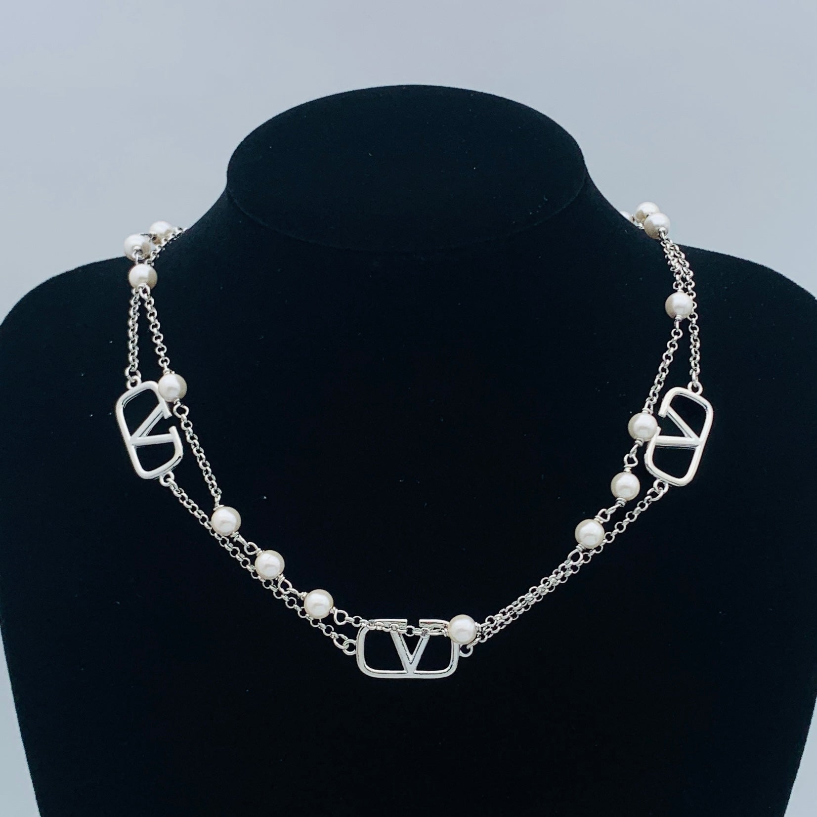 LuxluxHouse Low Price And High Quality Accessories Valentino