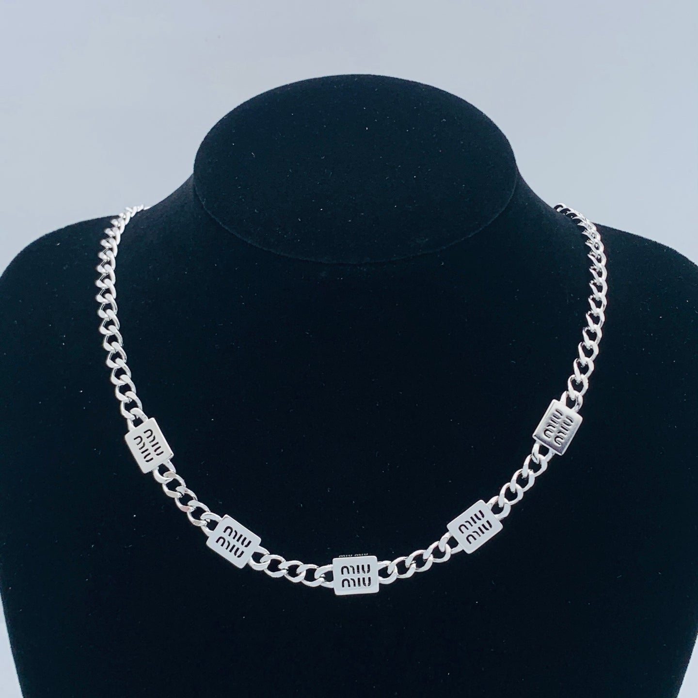 LuxluxHouse Low Price And High Quality Accessories Miu Miu