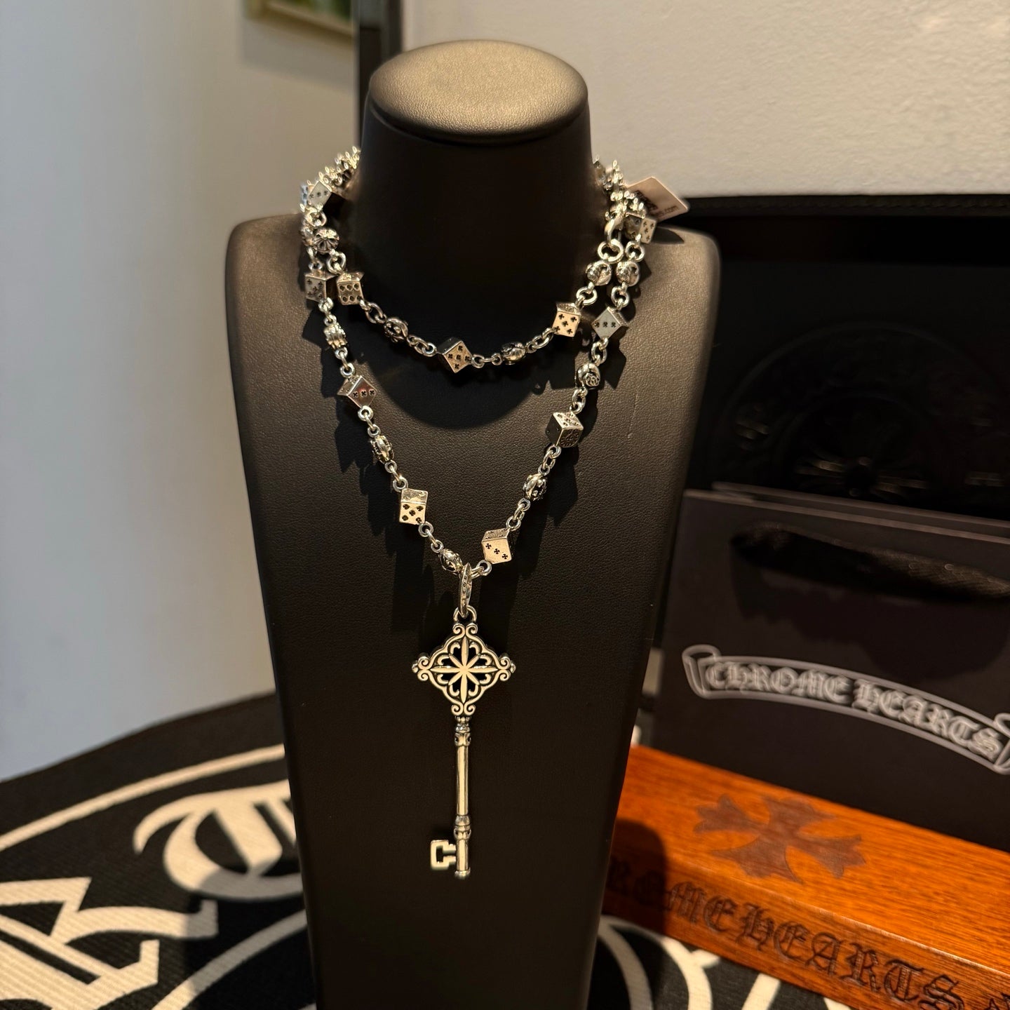 LuxluxHouse Best Quality Accessories Necklace Chrome Hearts