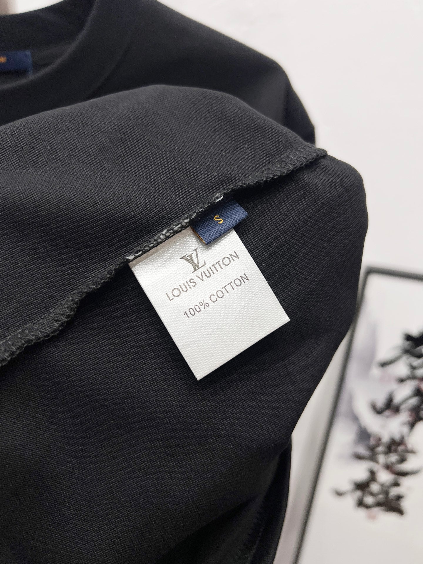 LuxluxHouse Best Quality Clothes T-shirt Louis Vuitton