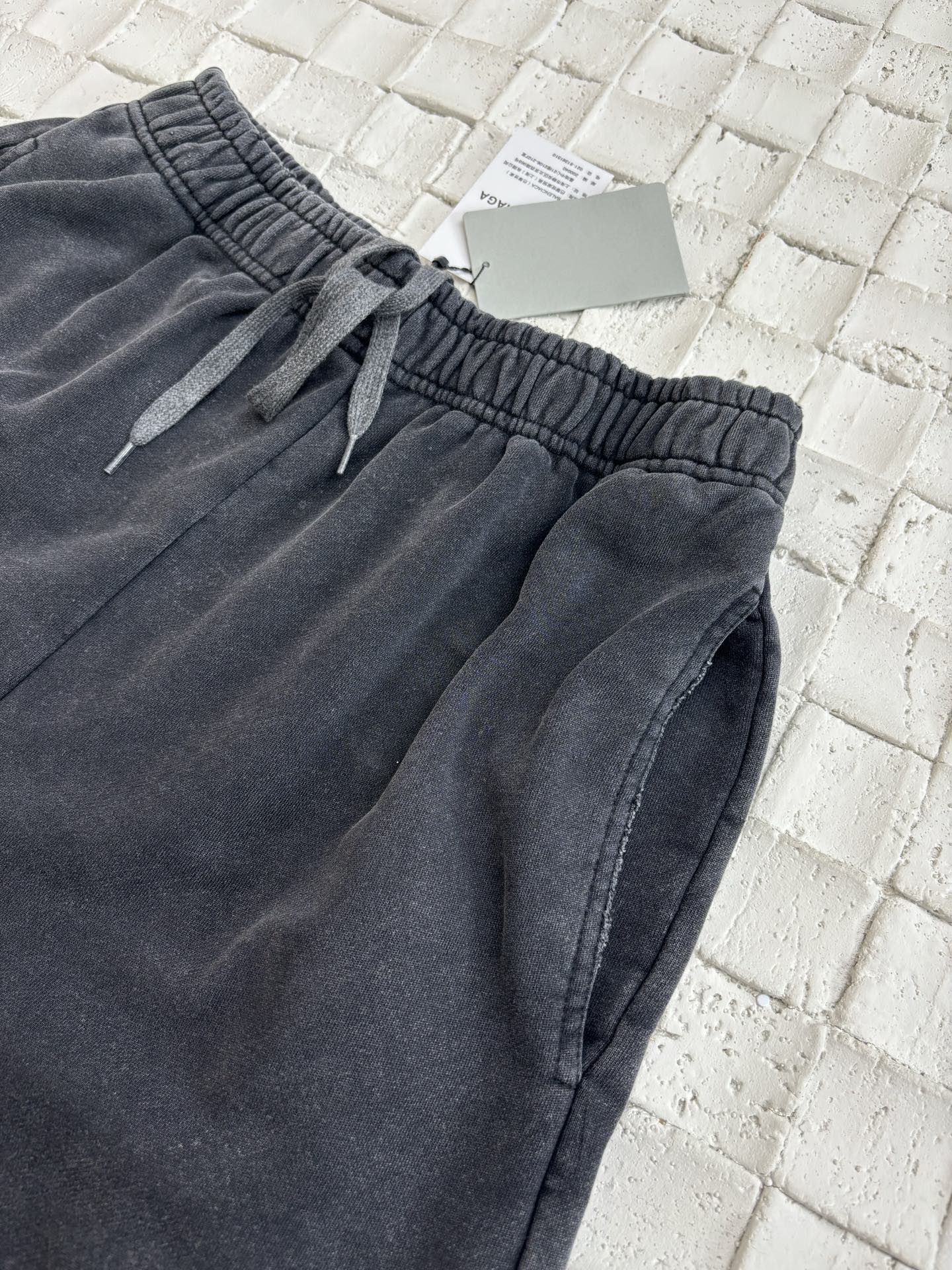 LuxluxHouse Best Quality Clothes Balenciaga Pants