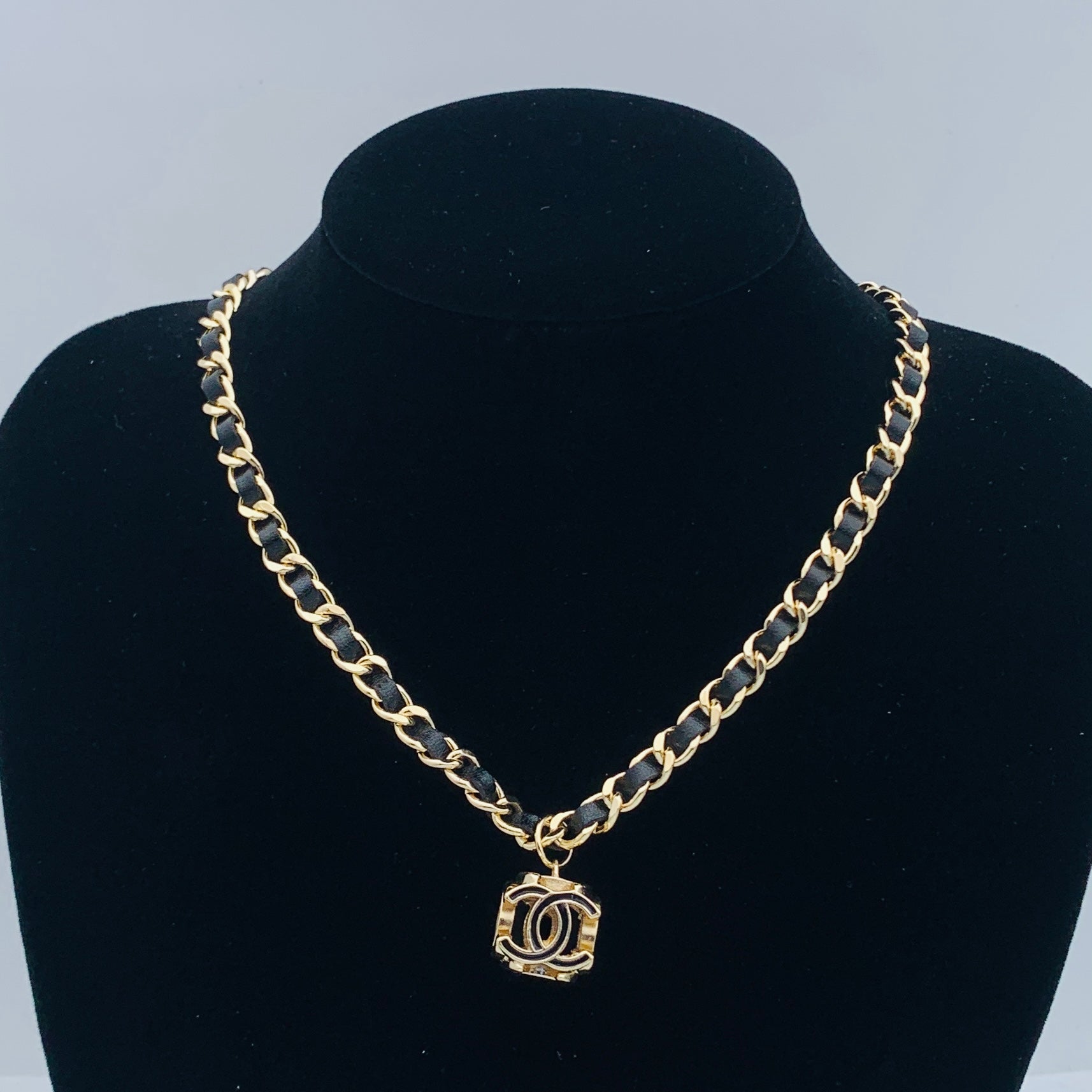 LuxluxHouse Low Price And High Quality Accessories Chanel