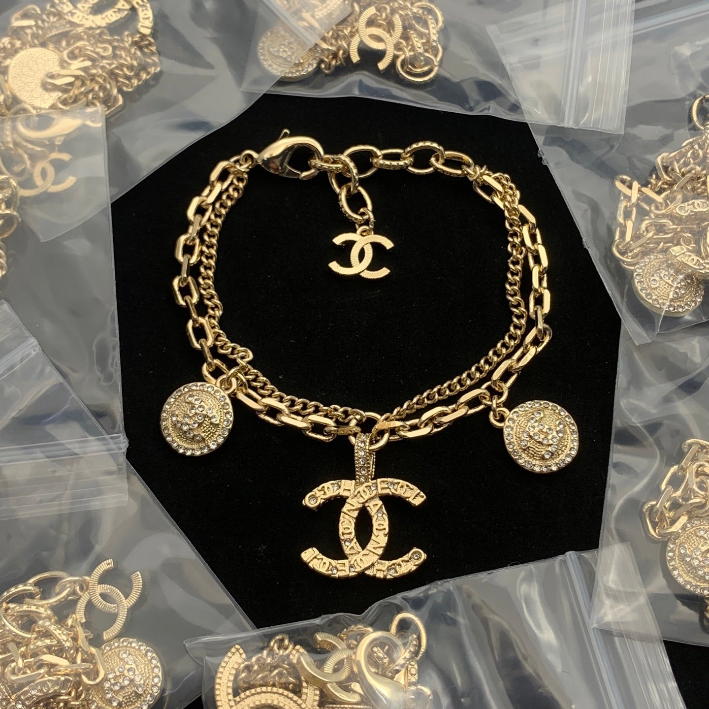 LuxluxHouse Low Price And High Quality Accessories Chanel