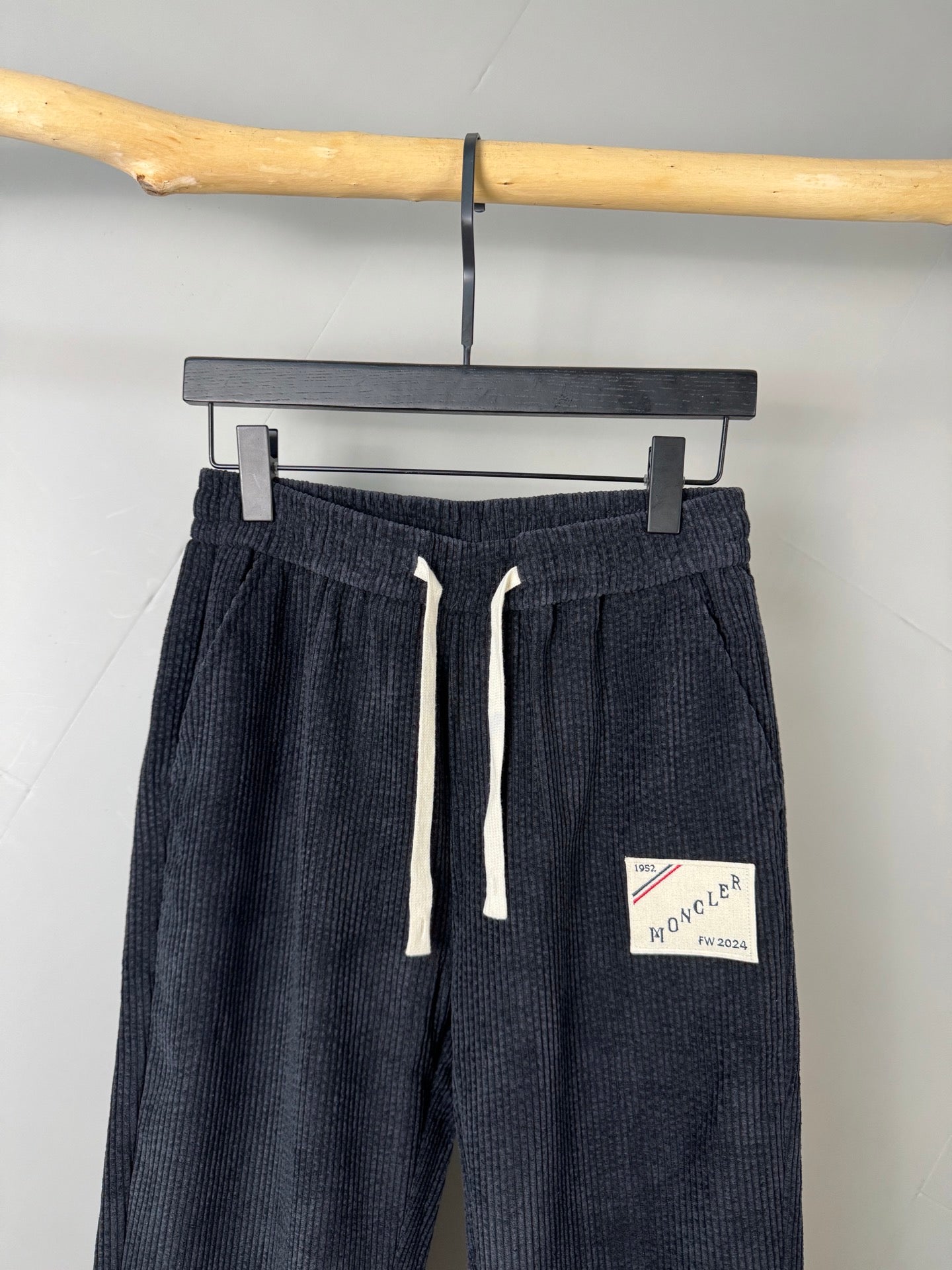 LuxluxHouse Best Quality Clothes Pants Moncler
