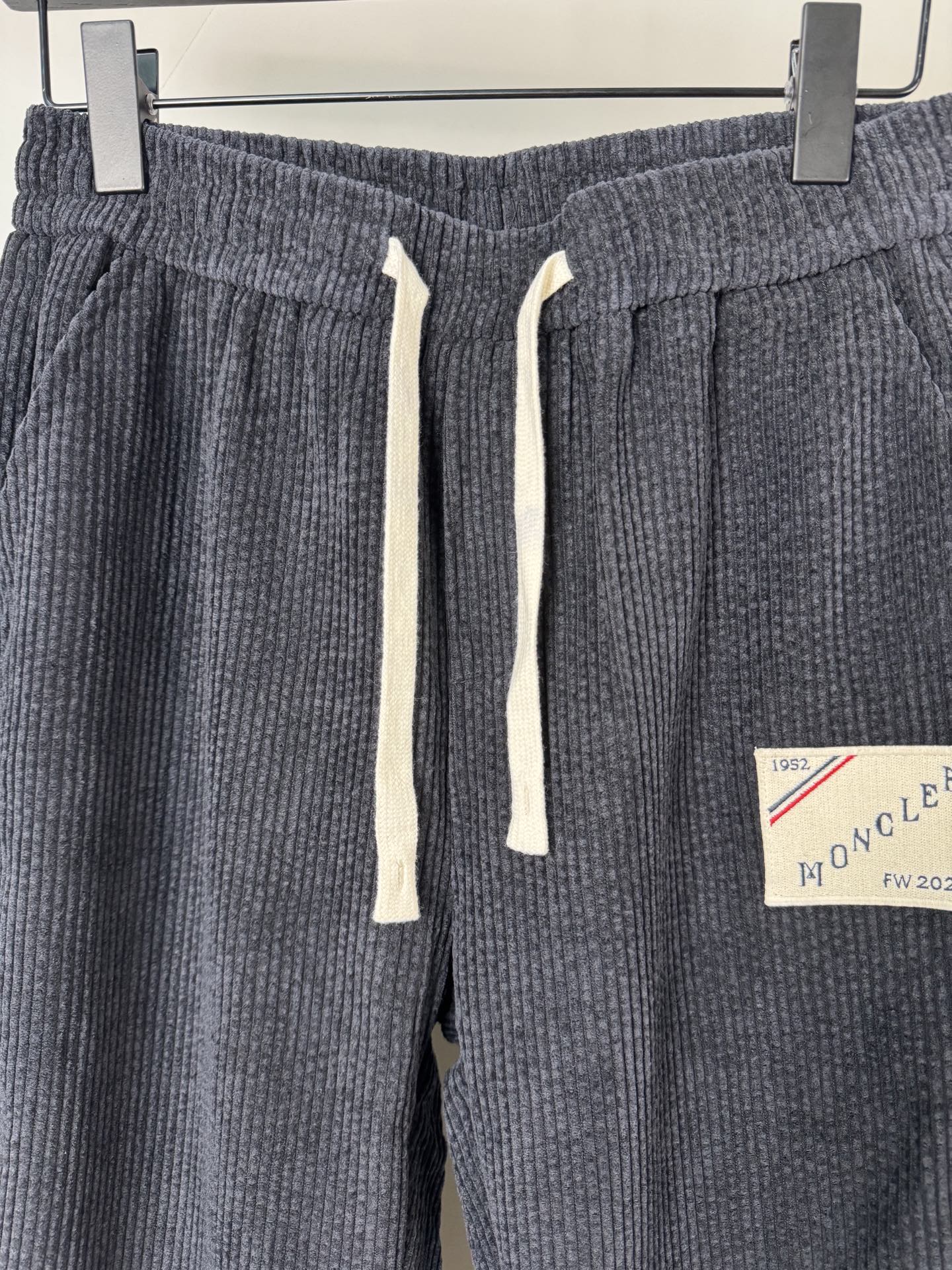 LuxluxHouse Best Quality Clothes Pants Moncler
