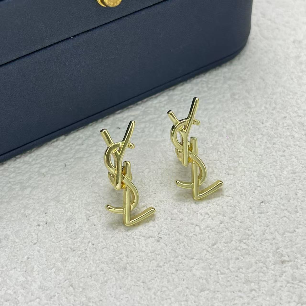 LuxluxHouse Low Price And High Quality Accessories YSL