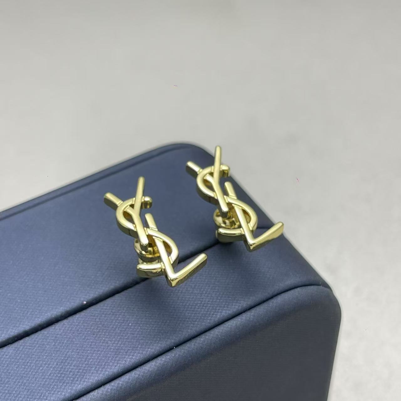 LuxluxHouse Low Price And High Quality Accessories YSL