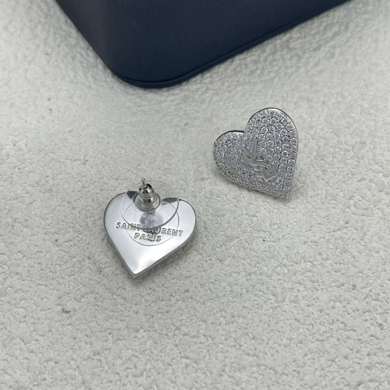LuxluxHouse Low Price And High Quality Accessories YSL