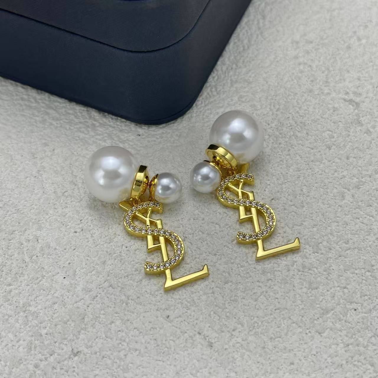 LuxluxHouse Low Price And High Quality Accessories YSL
