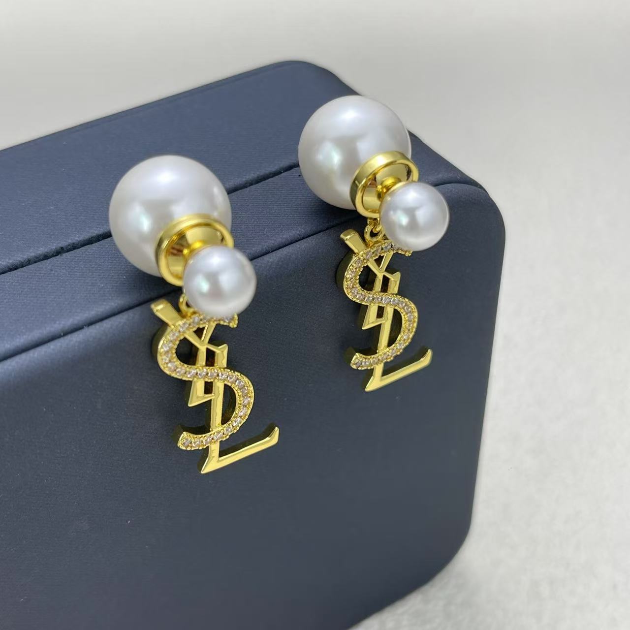 LuxluxHouse Low Price And High Quality Accessories YSL