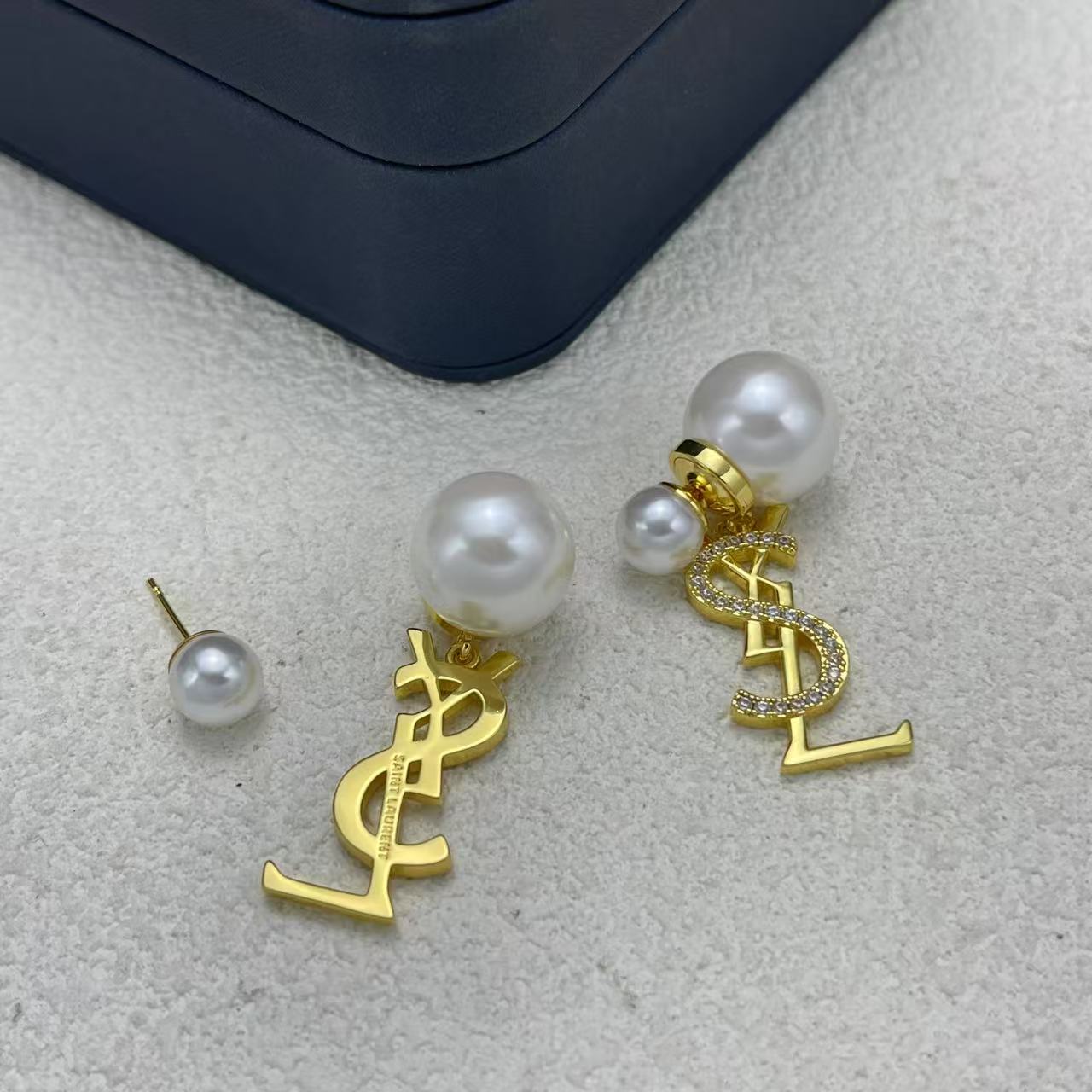 LuxluxHouse Low Price And High Quality Accessories YSL