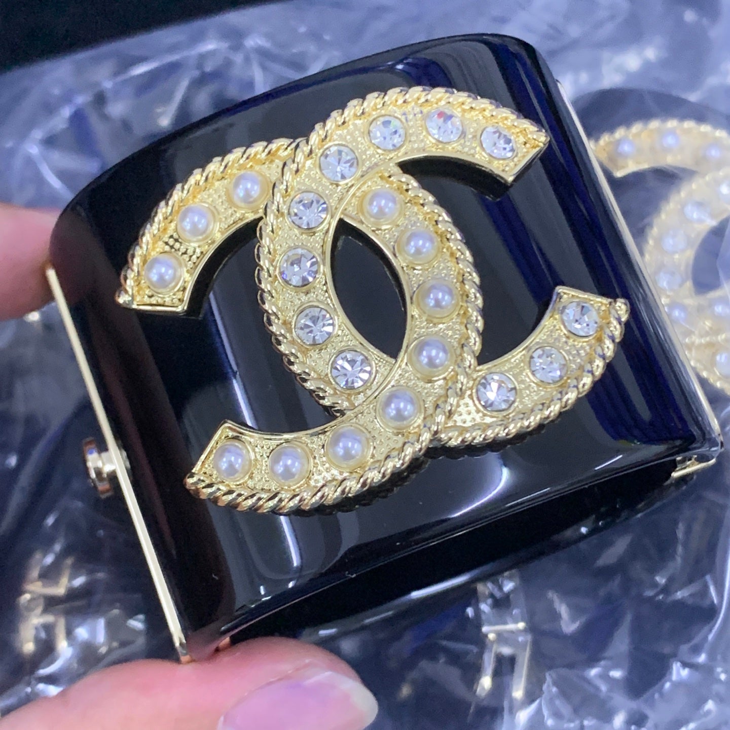 LuxluxHouse Low Price And High Quality Accessories Chanel