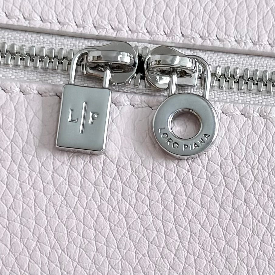 LuxluxHouse Best Quality Bags Loro Piana Women