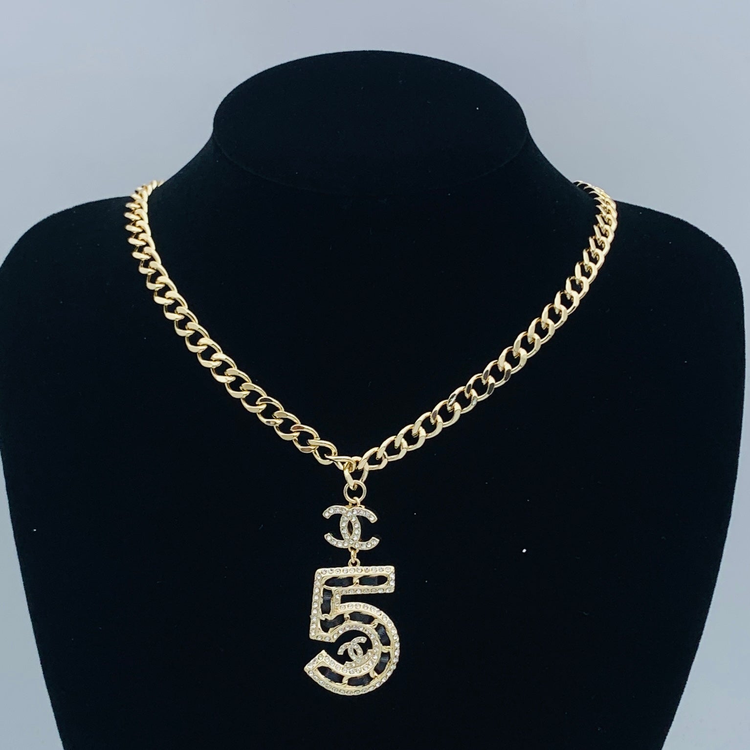 LuxluxHouse Low Price And High Quality Accessories Chanel