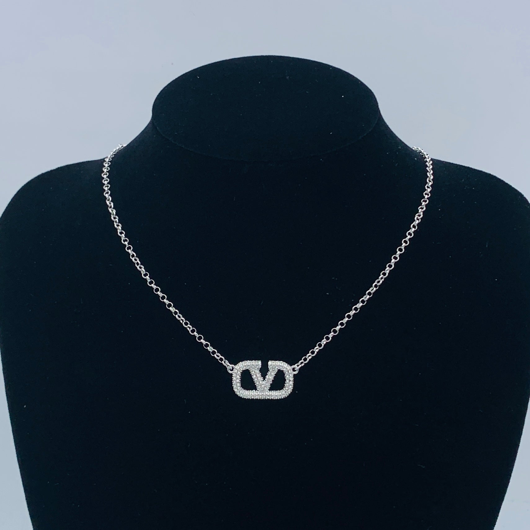 LuxluxHouse Low Price And High Quality Accessories Valentino