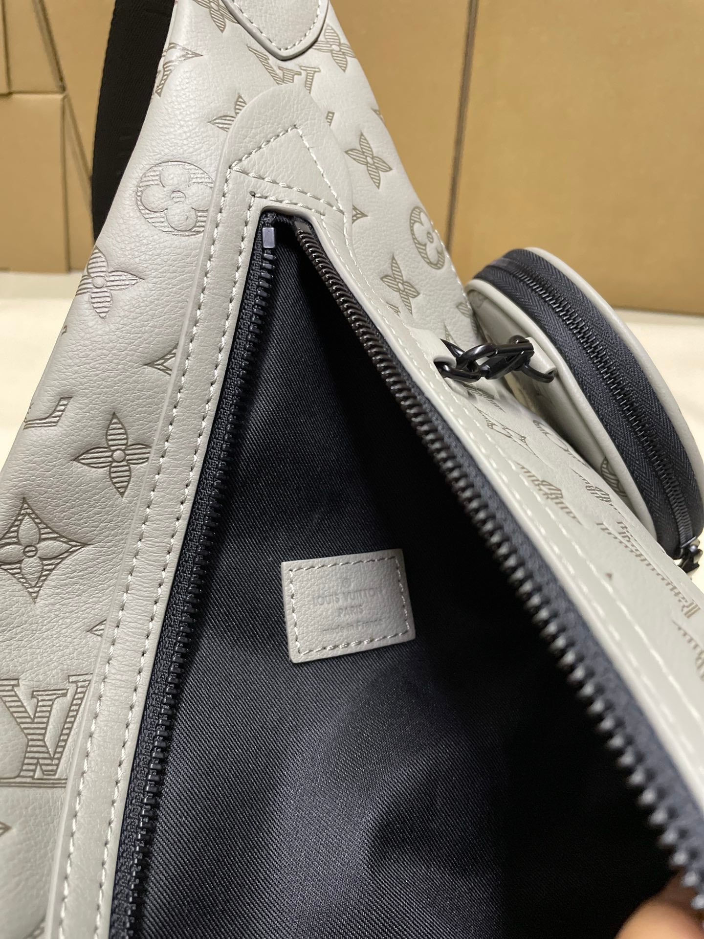 LuxluxHouse Best Quality Bags Louis Vuitton Men
