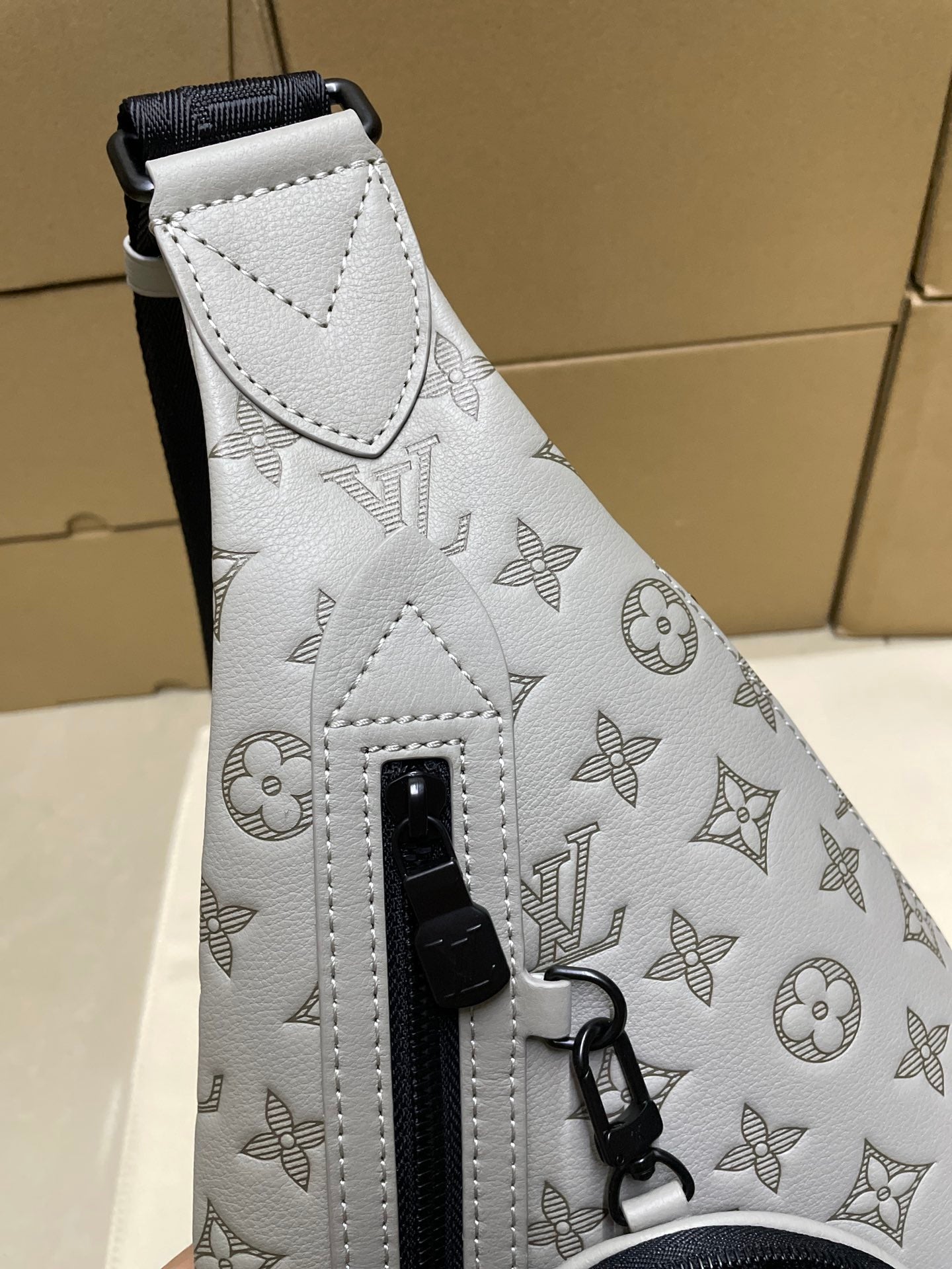 LuxluxHouse Best Quality Bags Louis Vuitton Men
