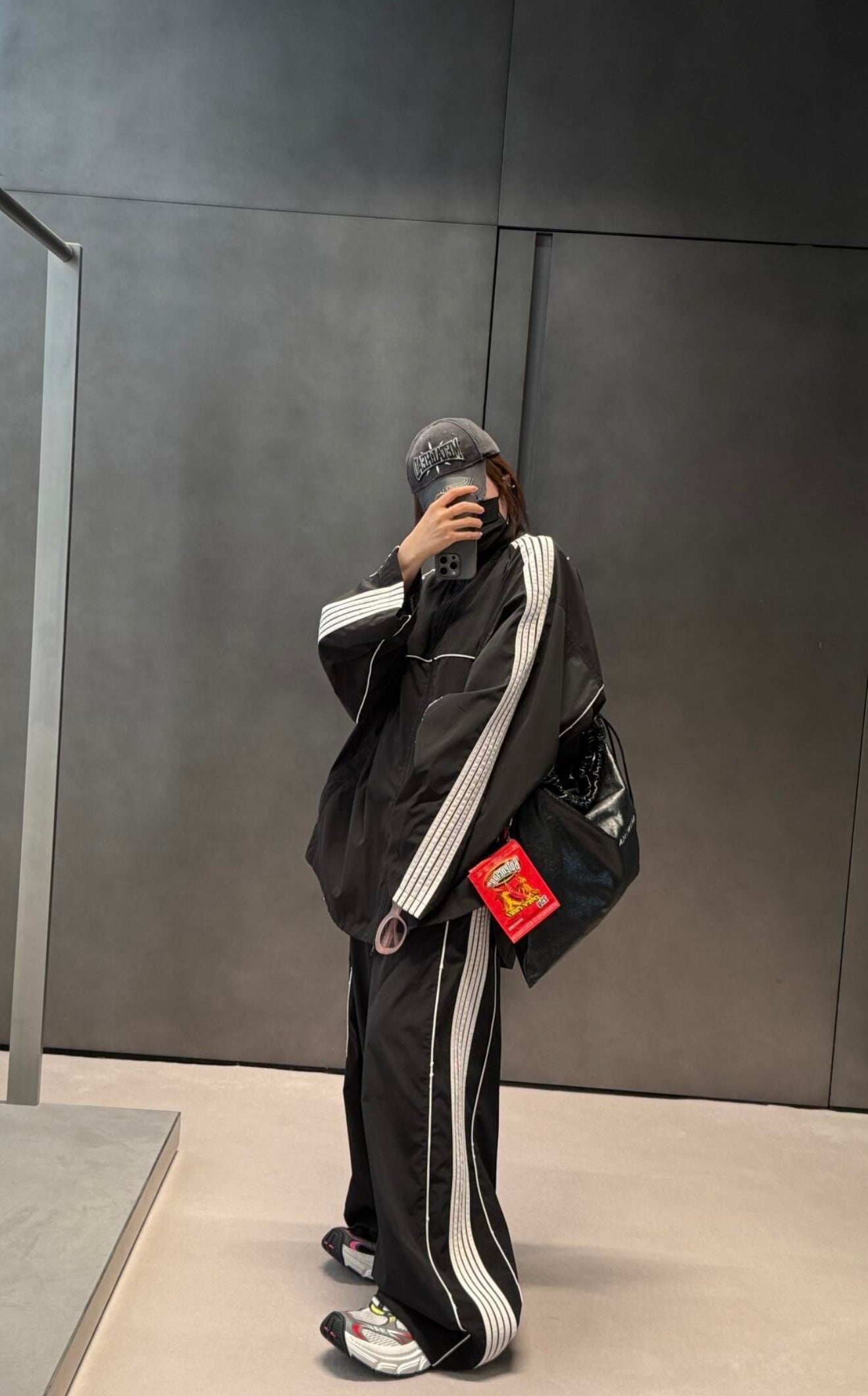 LuxluxHouse Best Quality Clothes Balenciaga Pants
