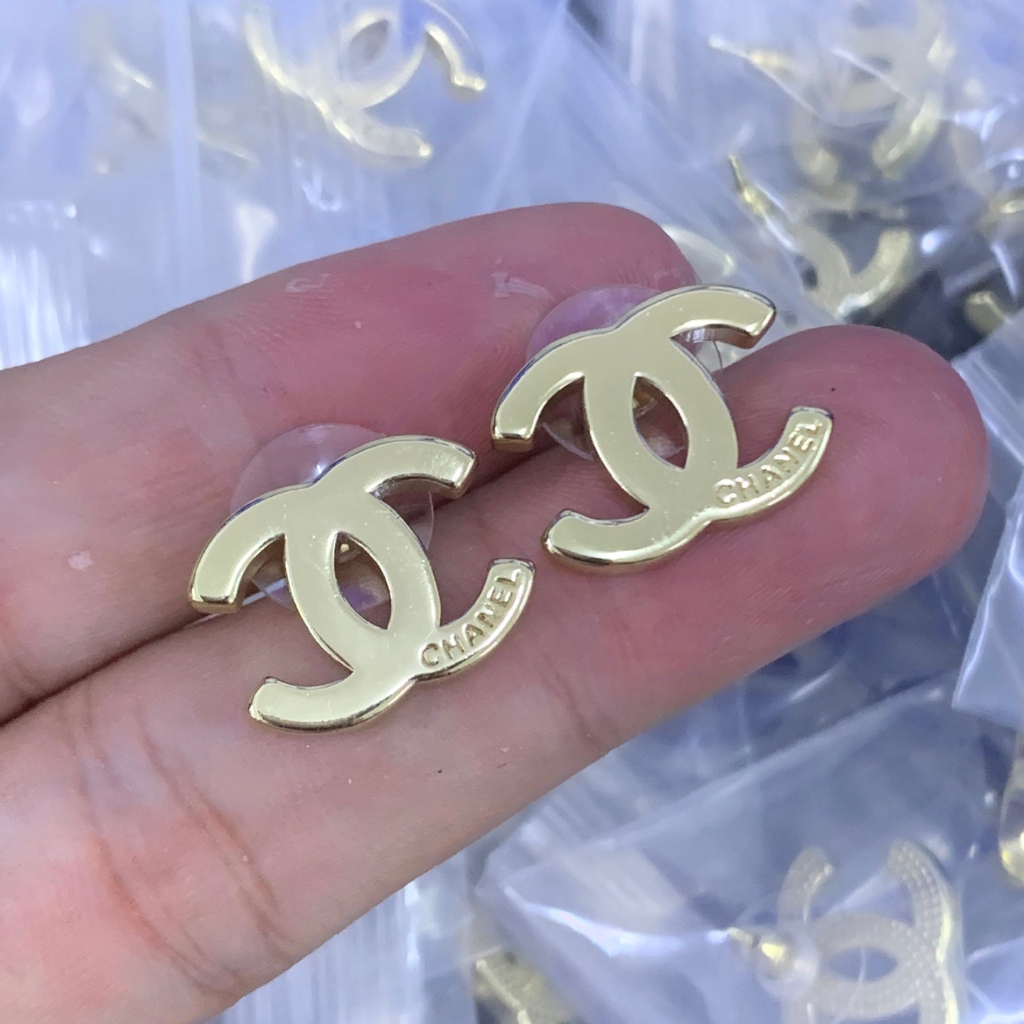 LuxluxHouse Low Price And High Quality Accessories Chanel