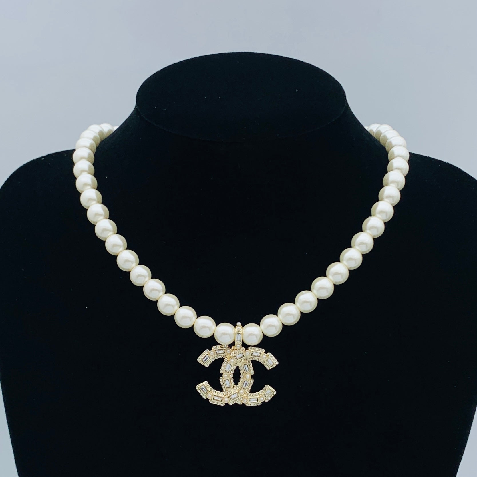 LuxluxHouse Low Price And High Quality Accessories Chanel