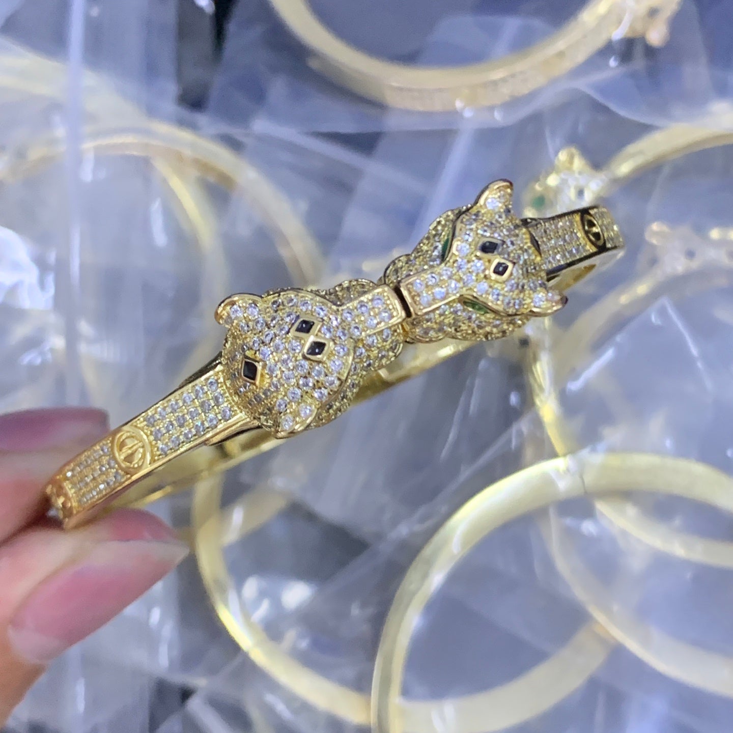 LuxluxHouse Low Price And High Quality Accessories Cartier