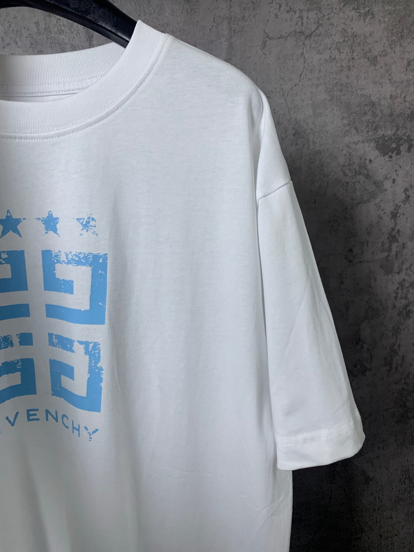 LuxluxHouse Best Quality Clothes Givenchy T-shirt