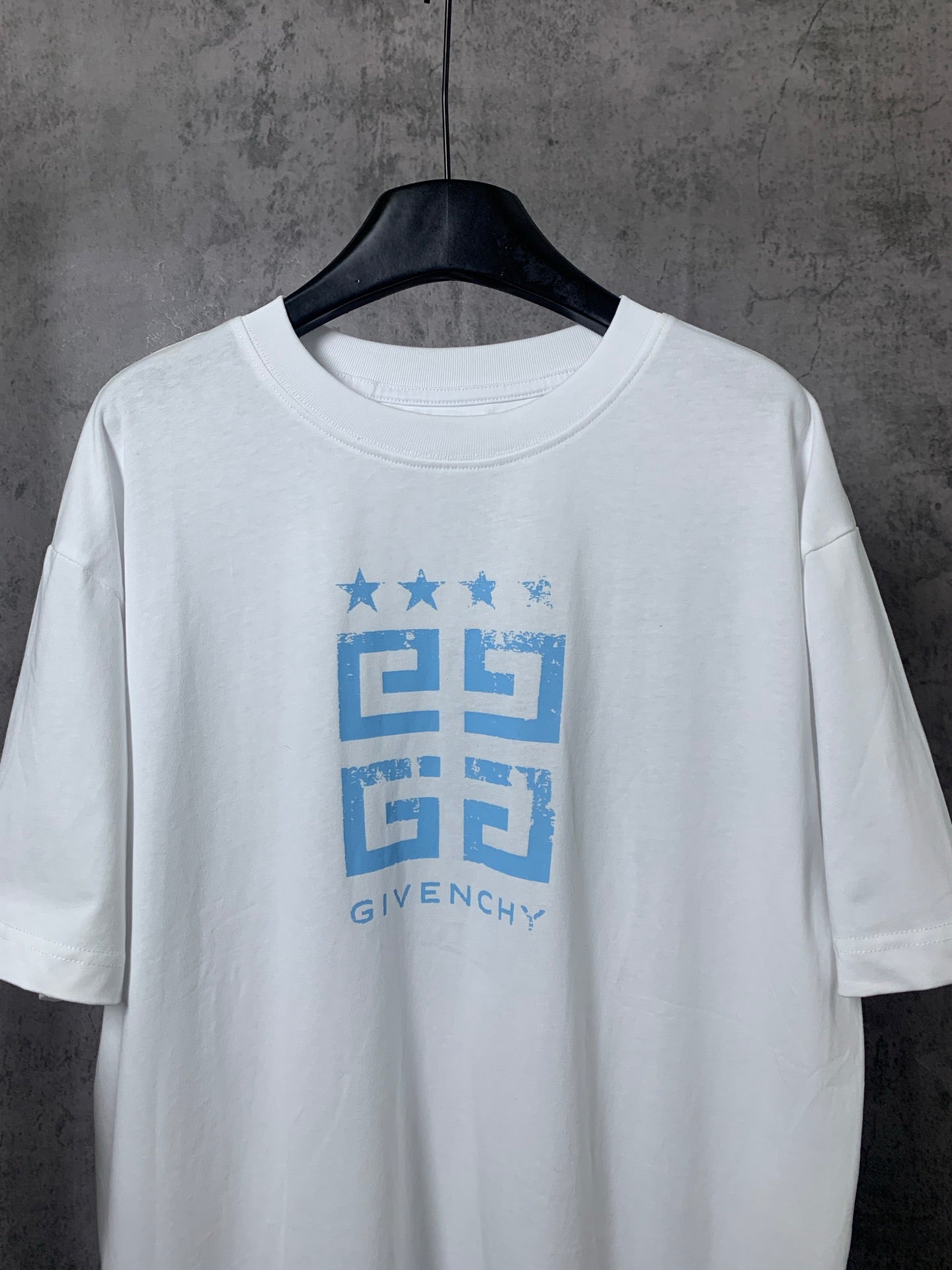 LuxluxHouse Best Quality Clothes Givenchy T-shirt