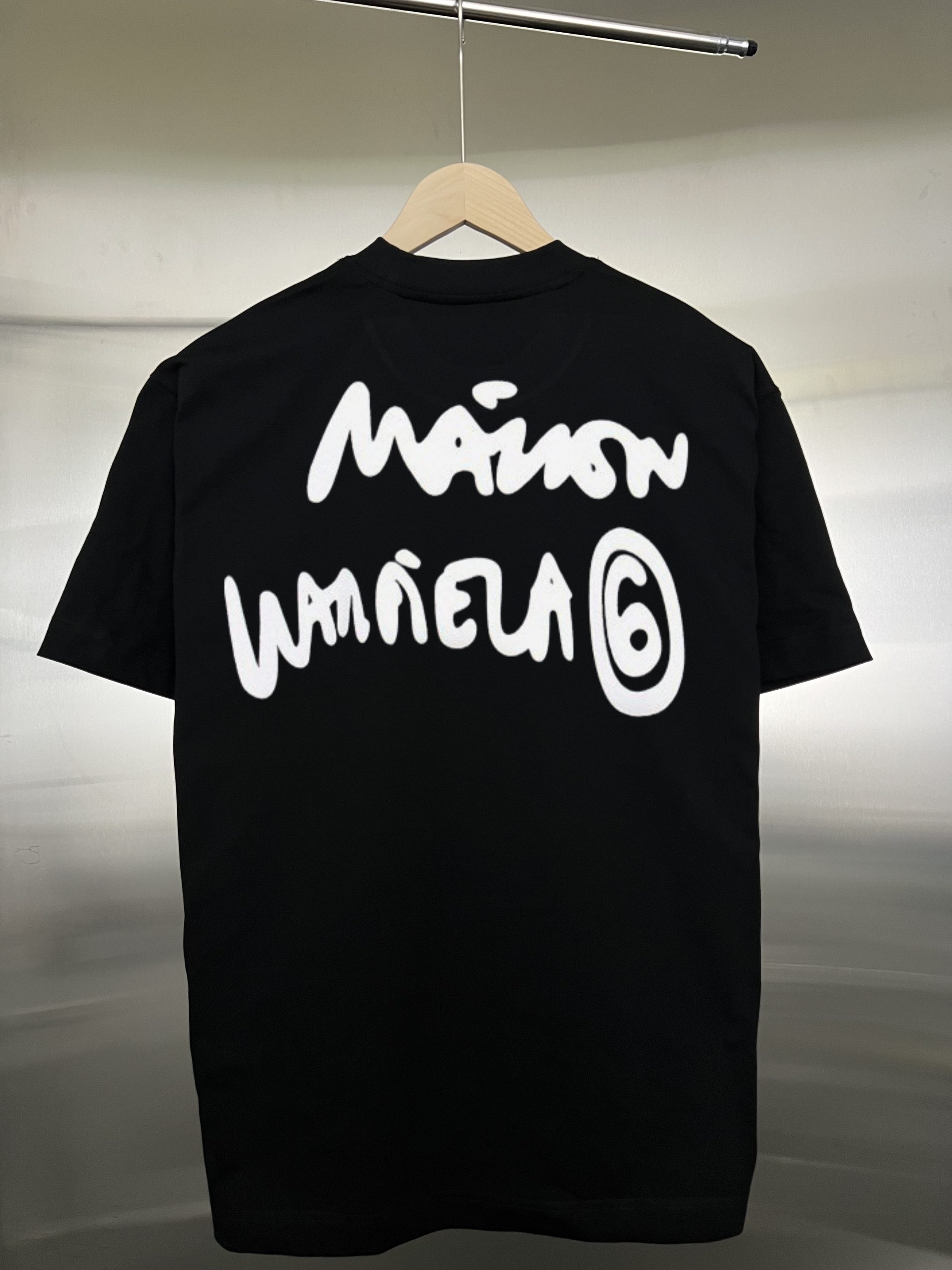 LuxluxHouse Best Quality Clothes T-shirt Chanel & Maison Margiela