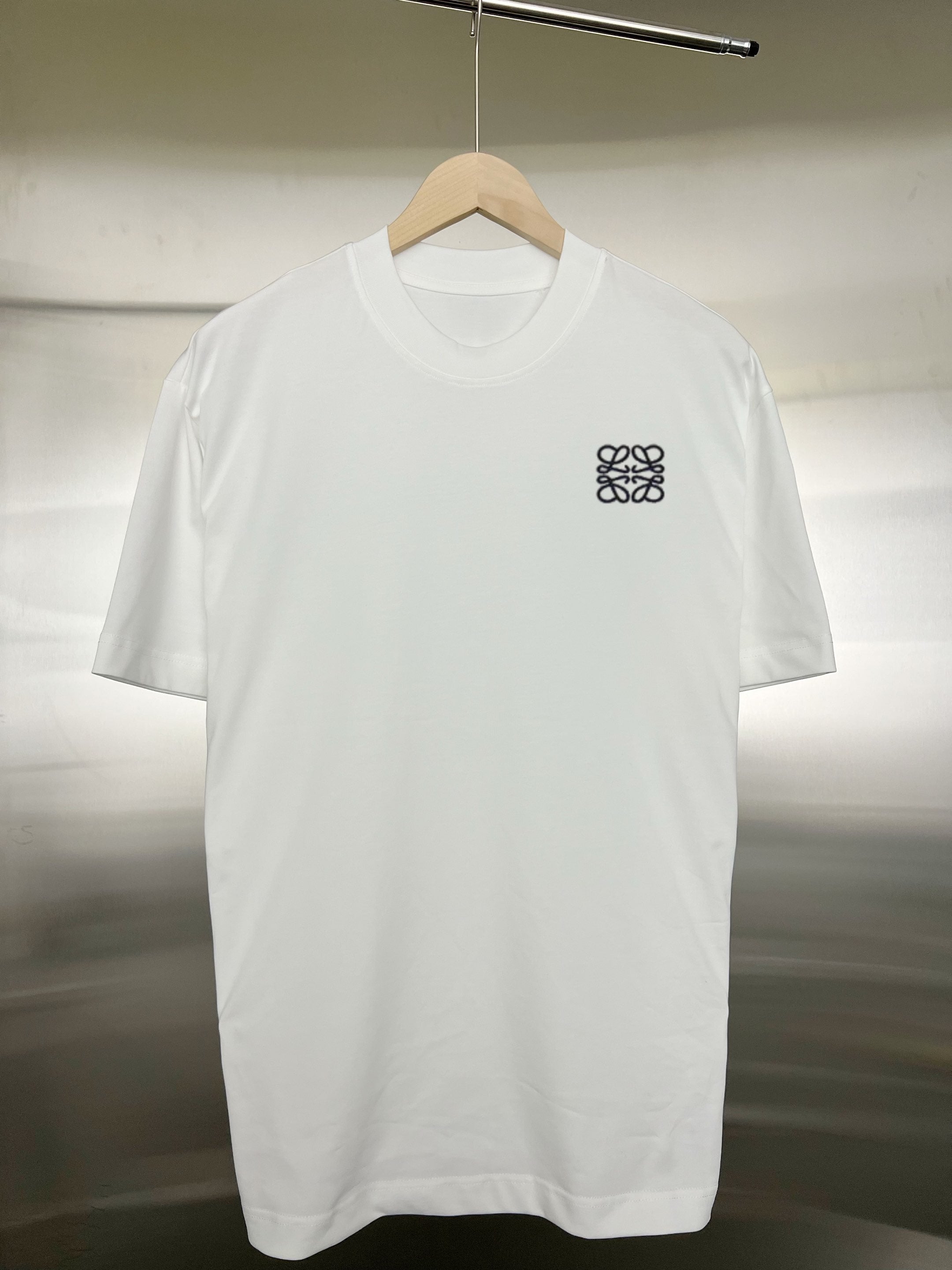 LuxluxHouse Best Quality Clothes T-shirt Loewe