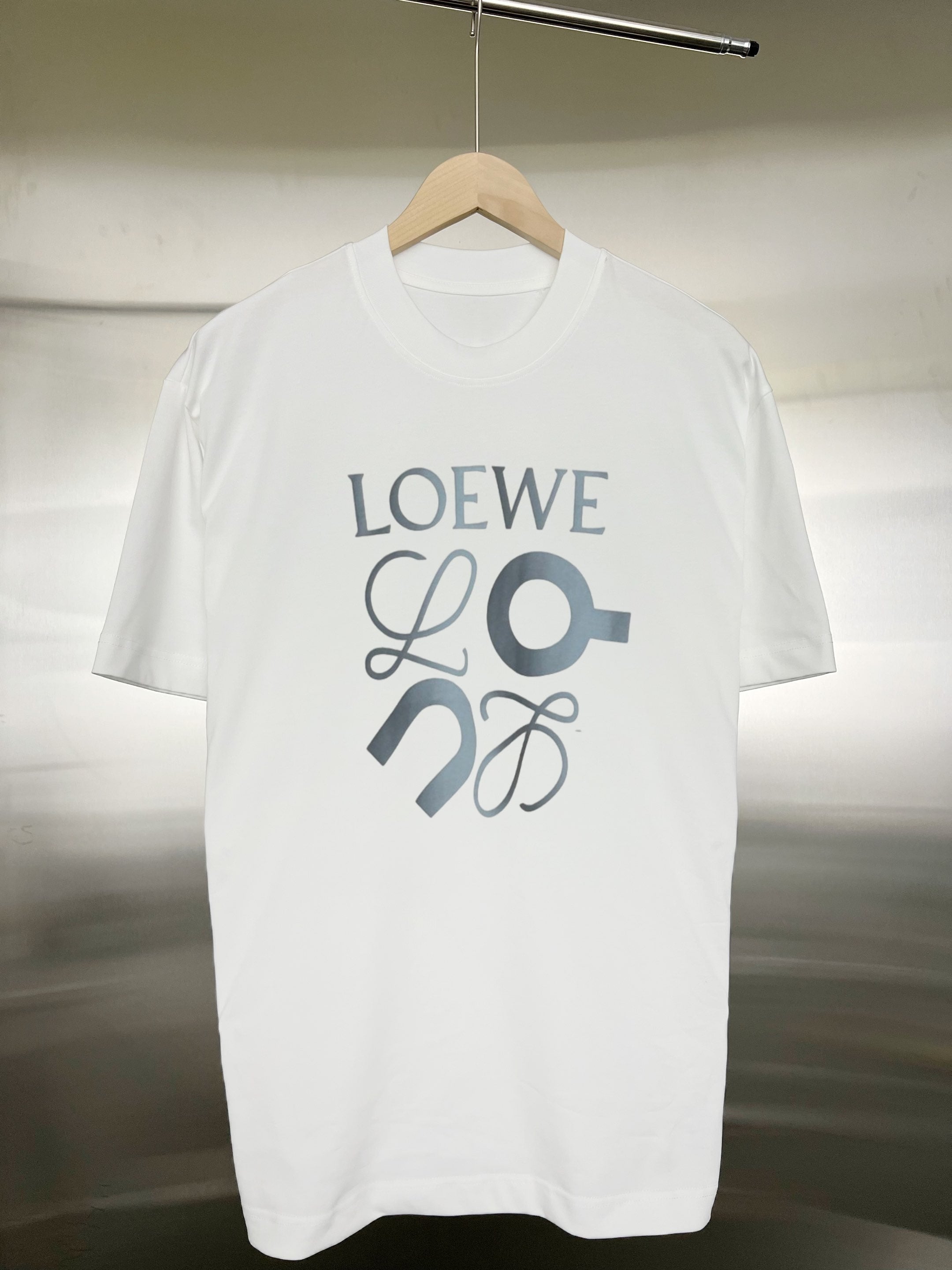 LuxluxHouse Best Quality Clothes T-shirt Loewe