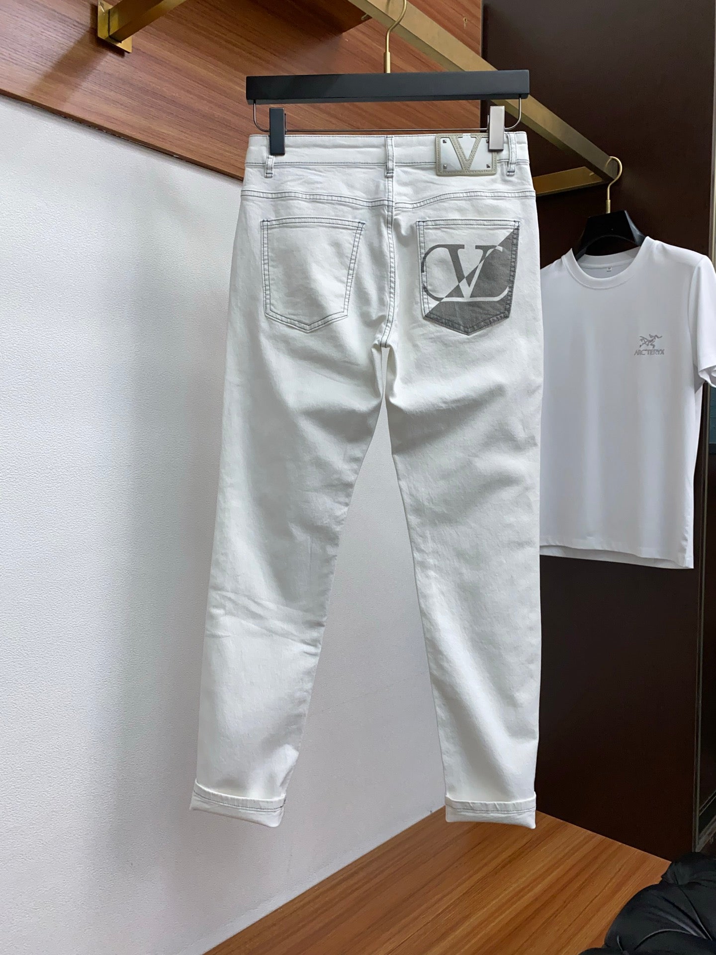 LuxluxHouse Best Quality Clothes Valentino Pants