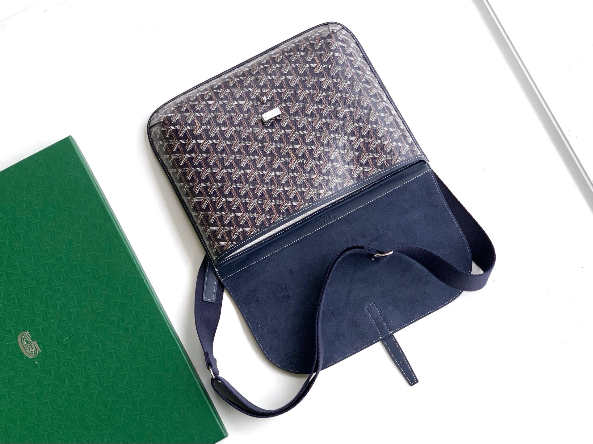 LuxluxHouse Best Quality Bags Goyard