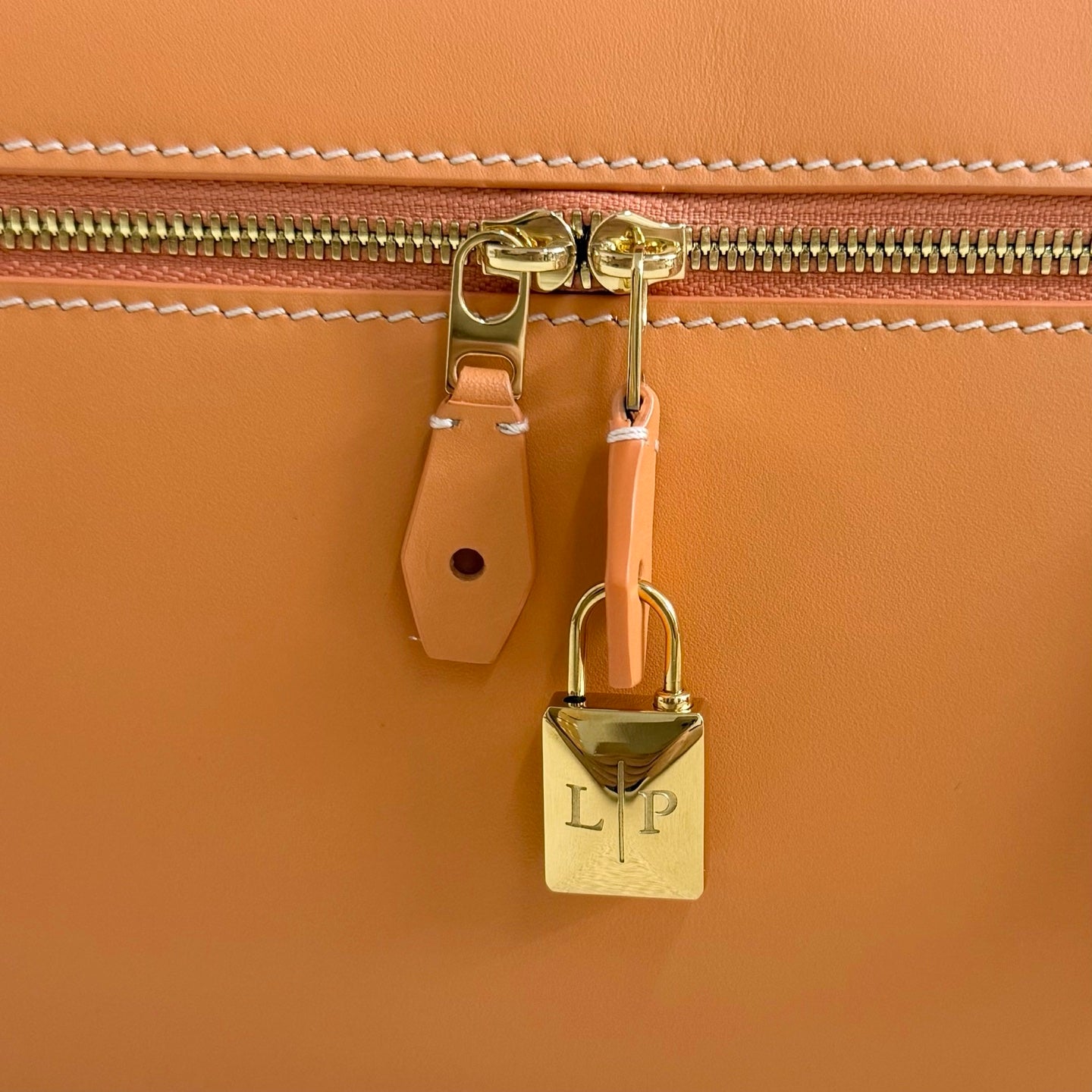 LuxluxHouse Best Quality Bags Loro Piana Women