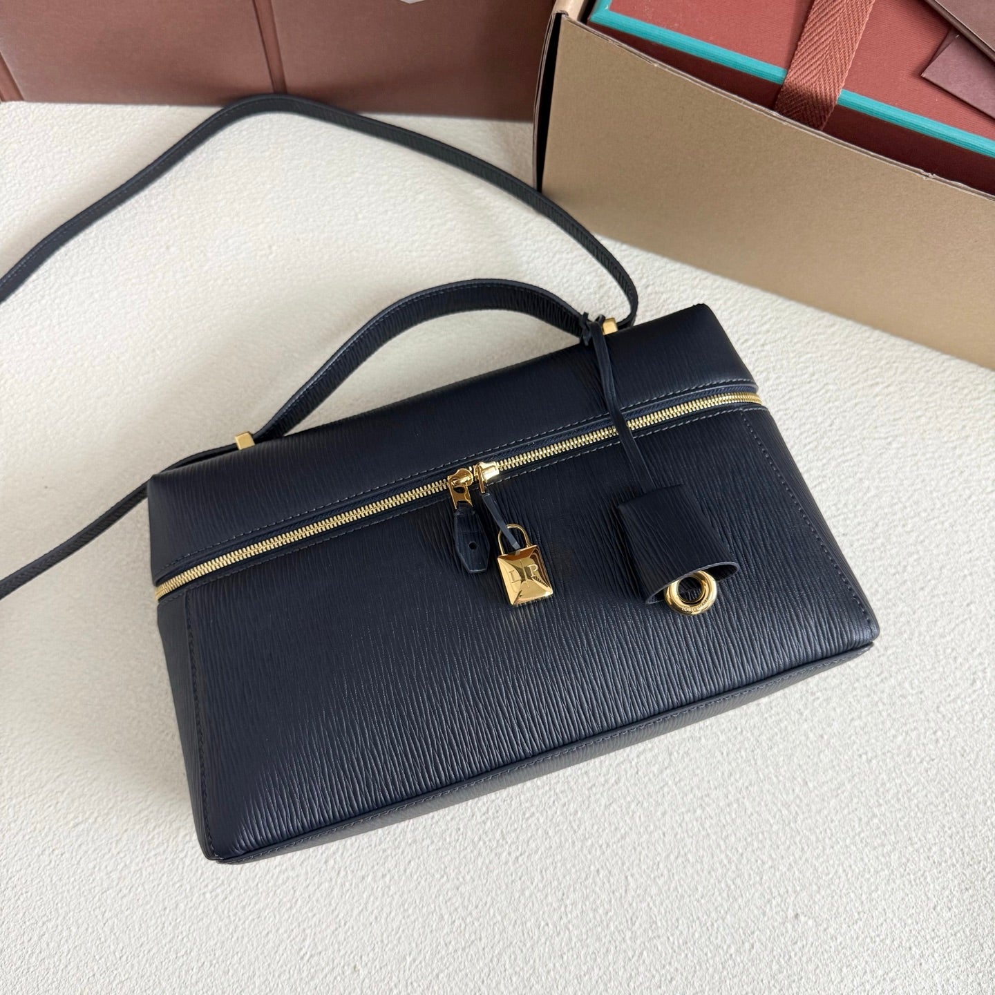 LuxluxHouse Best Quality Bags Loro Piana Women