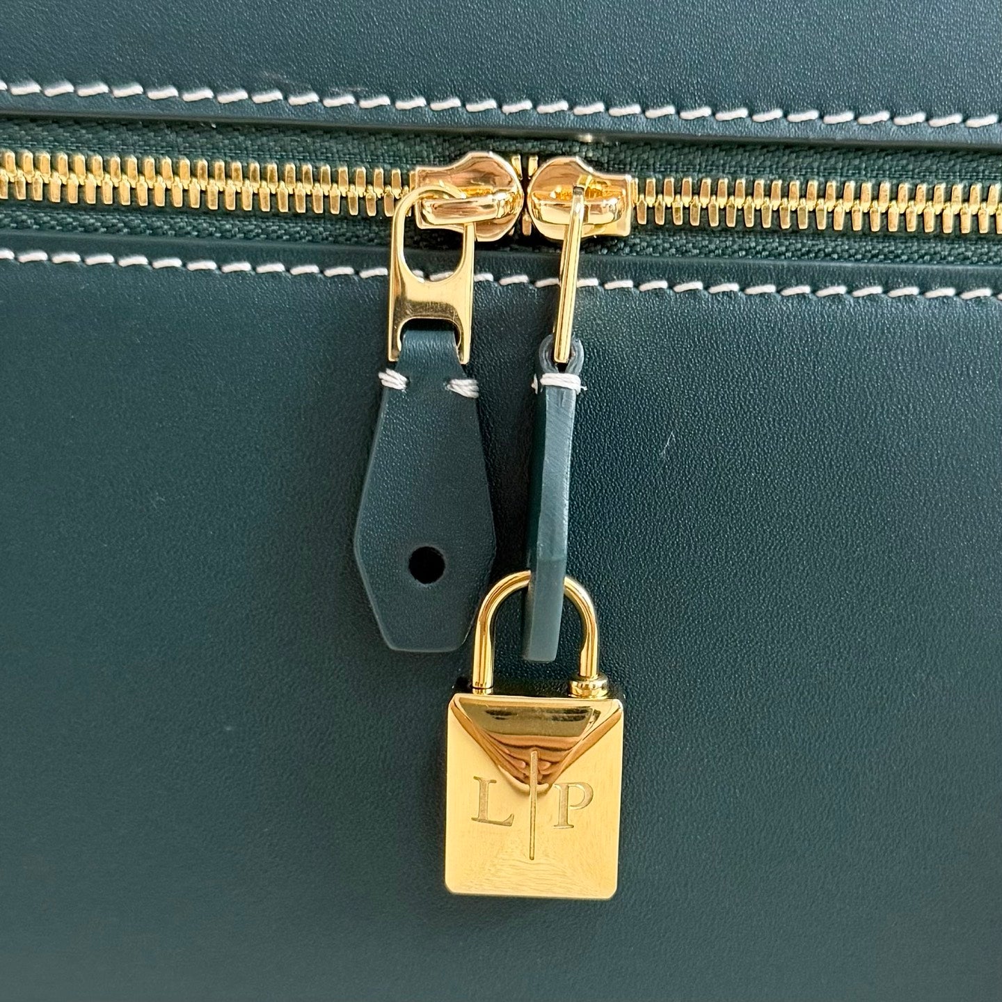 LuxluxHouse Best Quality Bags Loro Piana Women