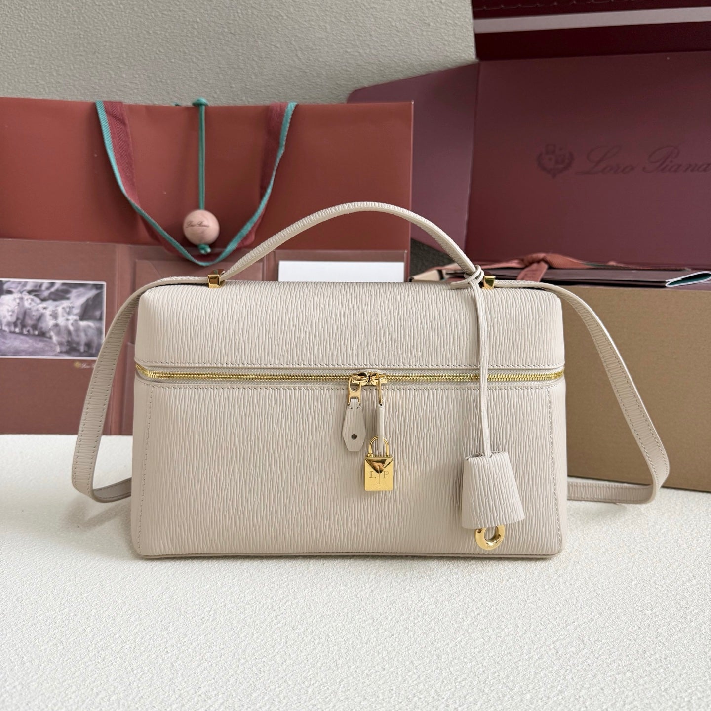 LuxluxHouse Best Quality Bags Loro Piana Women
