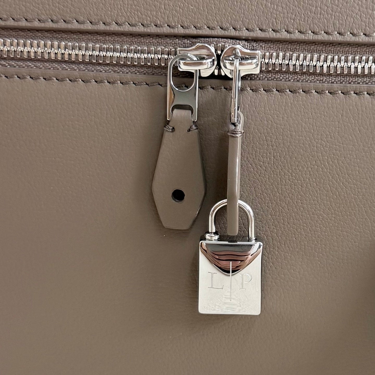 LuxluxHouse Best Quality Bags Loro Piana Women