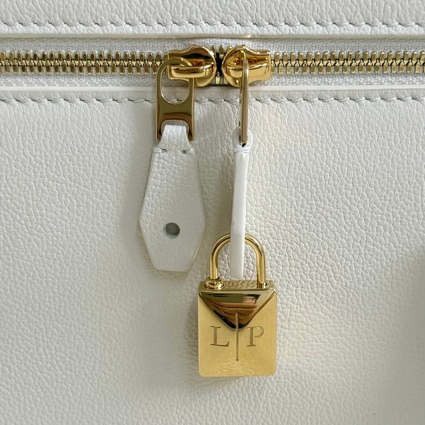 LuxluxHouse Best Quality Bags Loro Piana Women