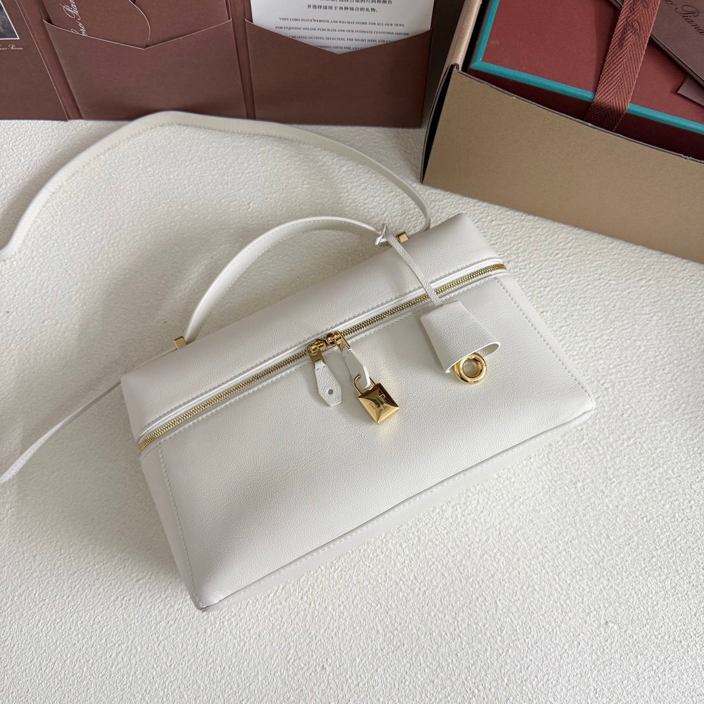 LuxluxHouse Best Quality Bags Loro Piana Women
