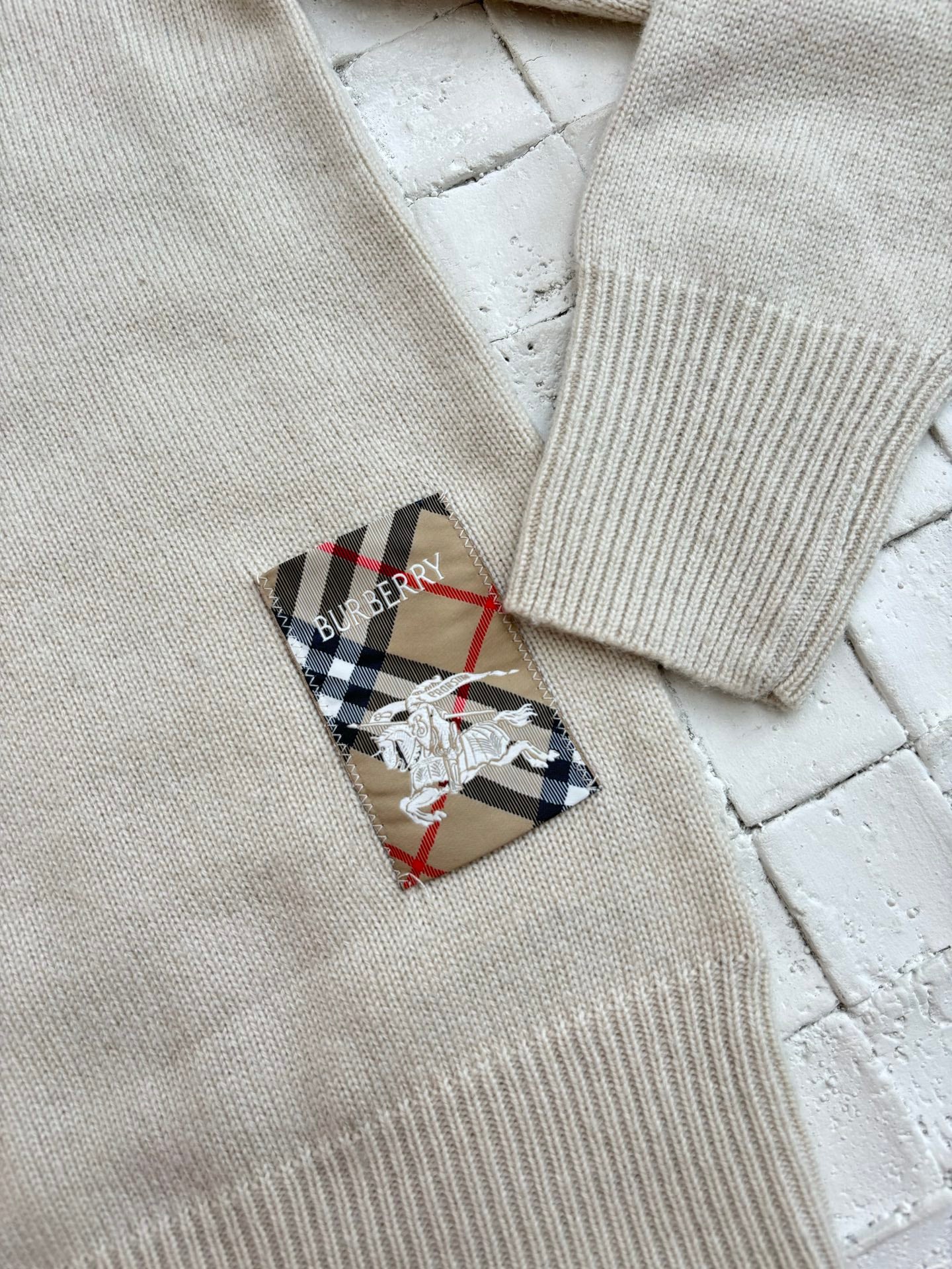 LuxluxHouse Best Quality Clothes Burberry Hoodie & Sweater