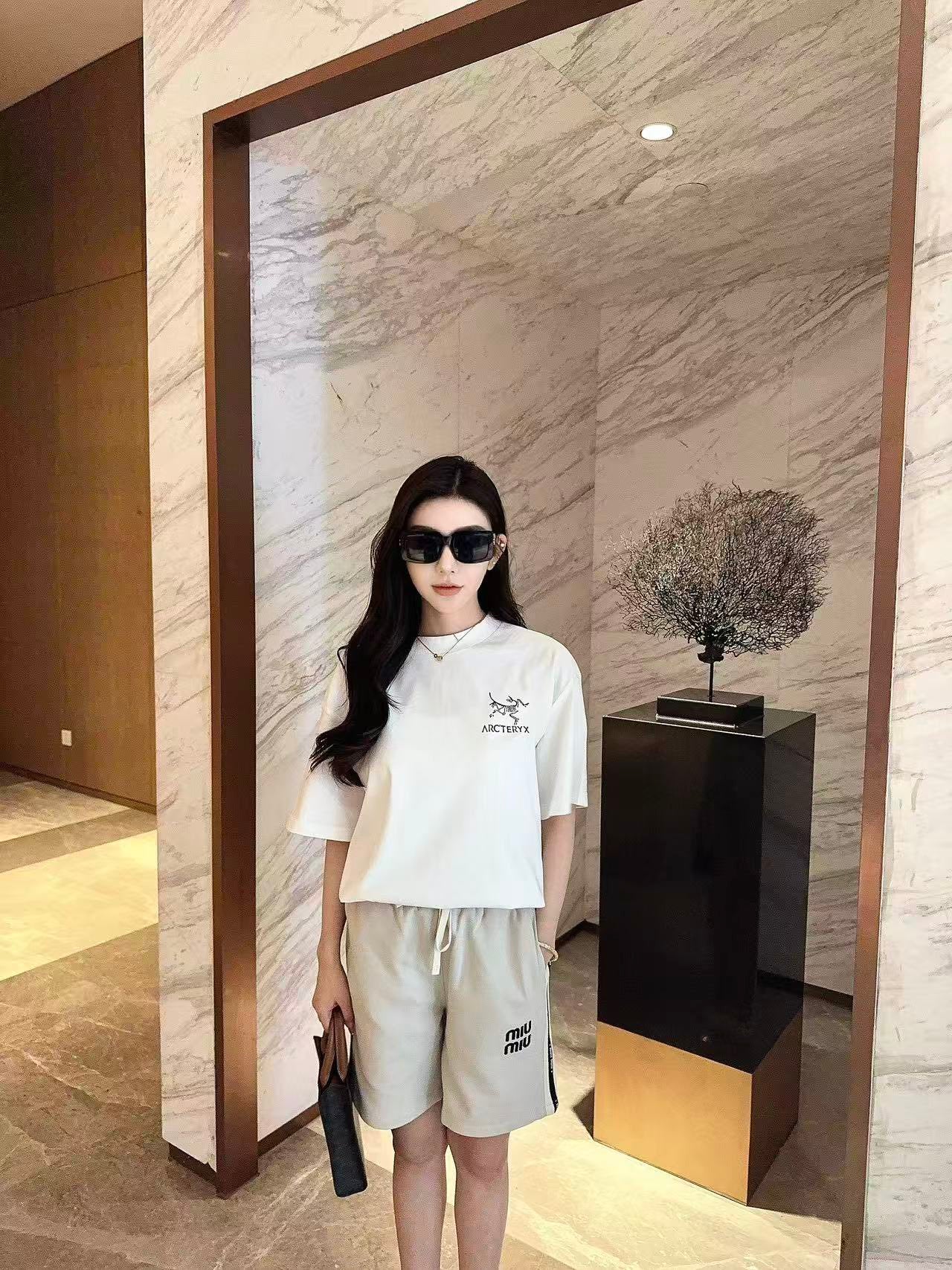 LuxluxHouse Best Quality Clothes Miu Miu Pants