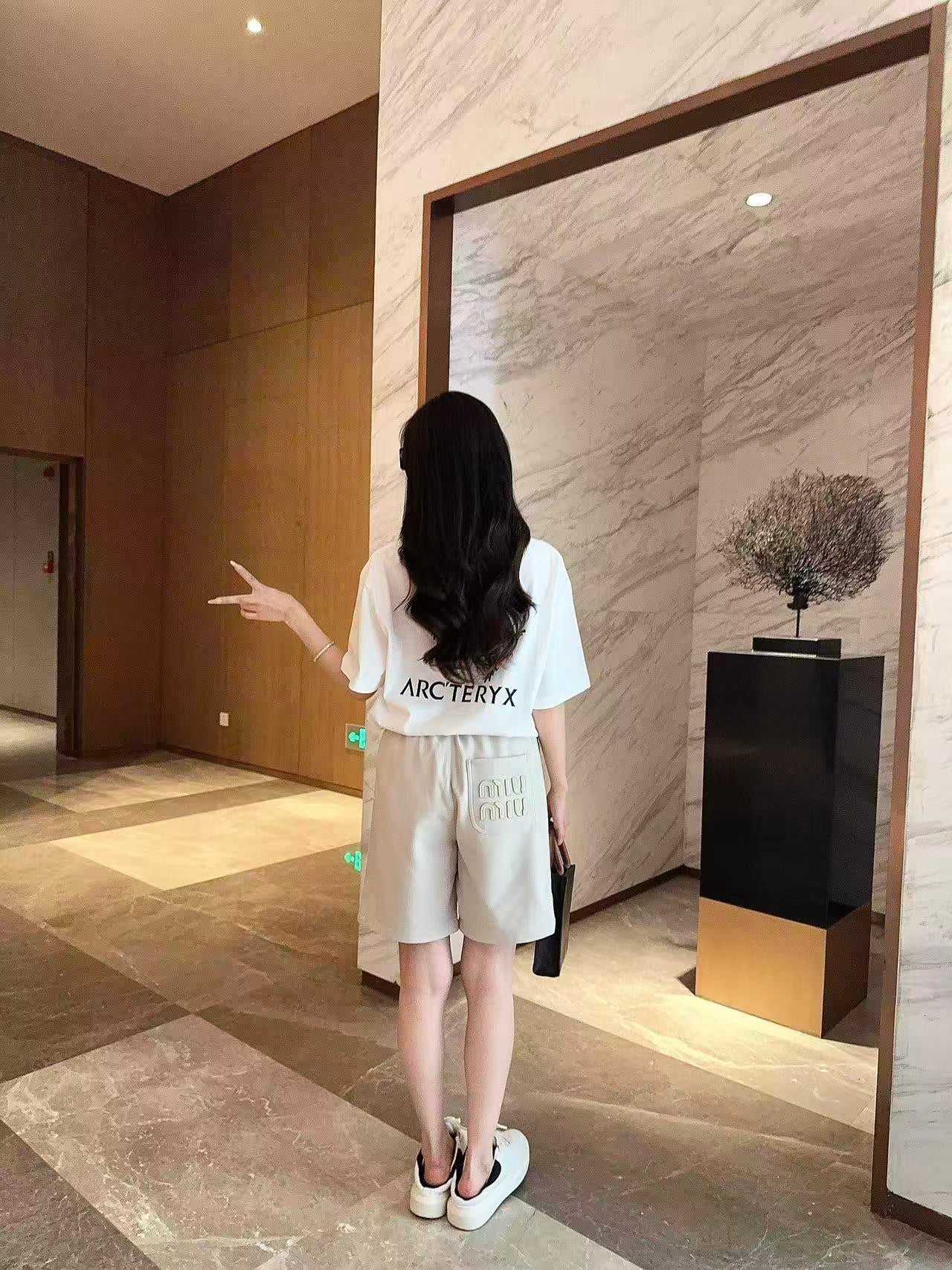 LuxluxHouse Best Quality Clothes Miu Miu Pants