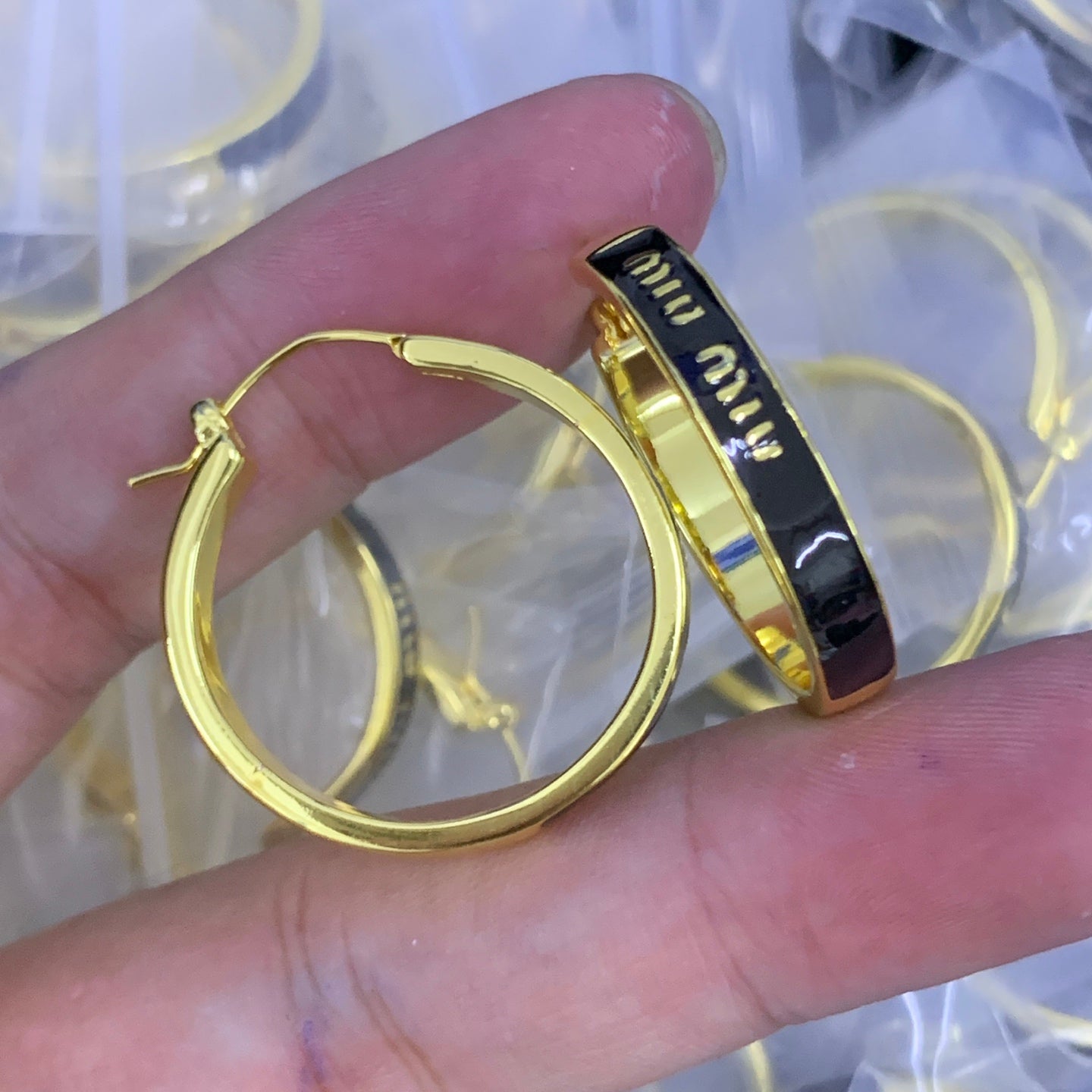LuxluxHouse Low Price And High Quality Accessories Miu Miu