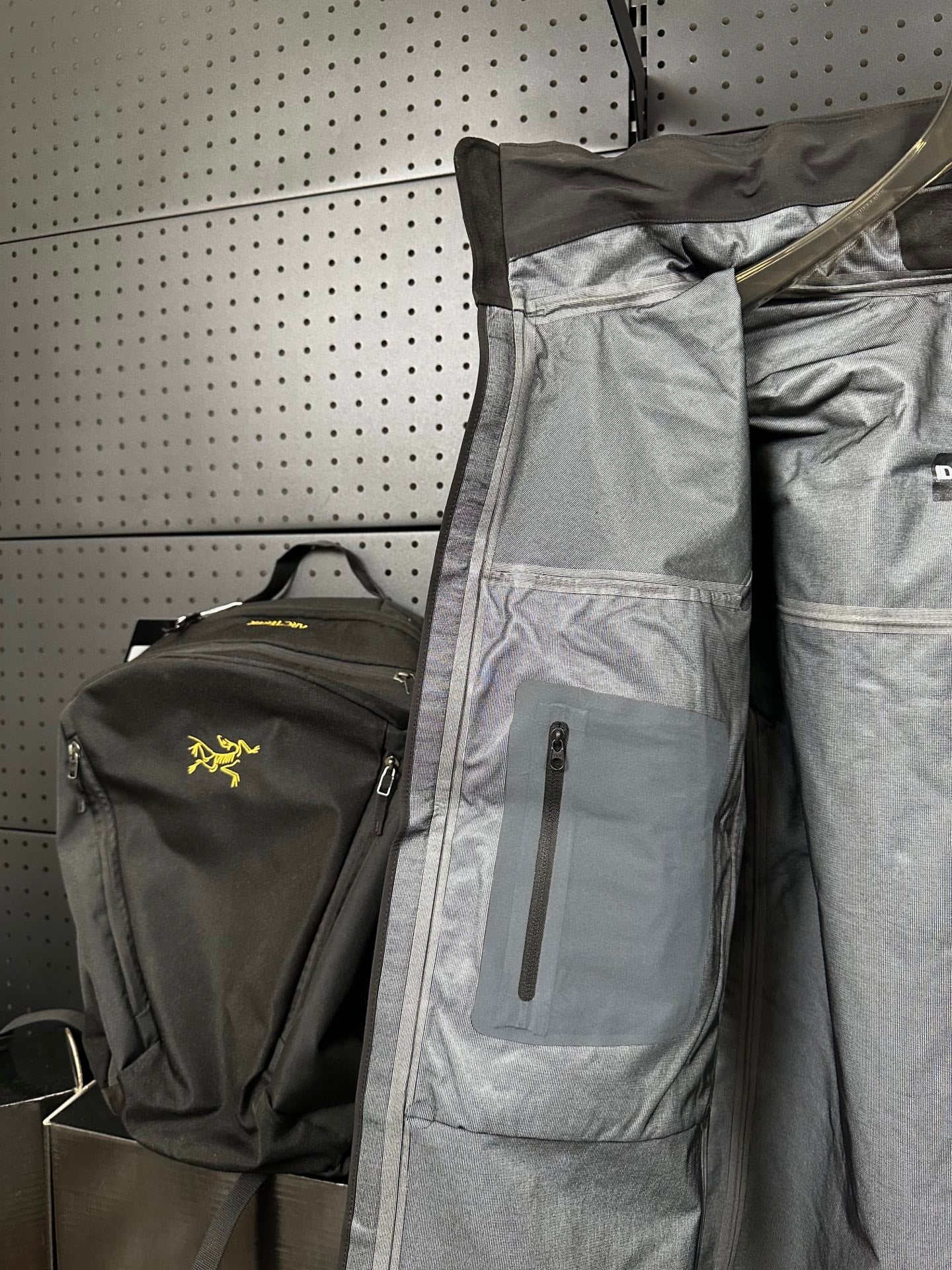 LuxluxHouse Best Quality Clothes Coats & Jackets Arcteryx